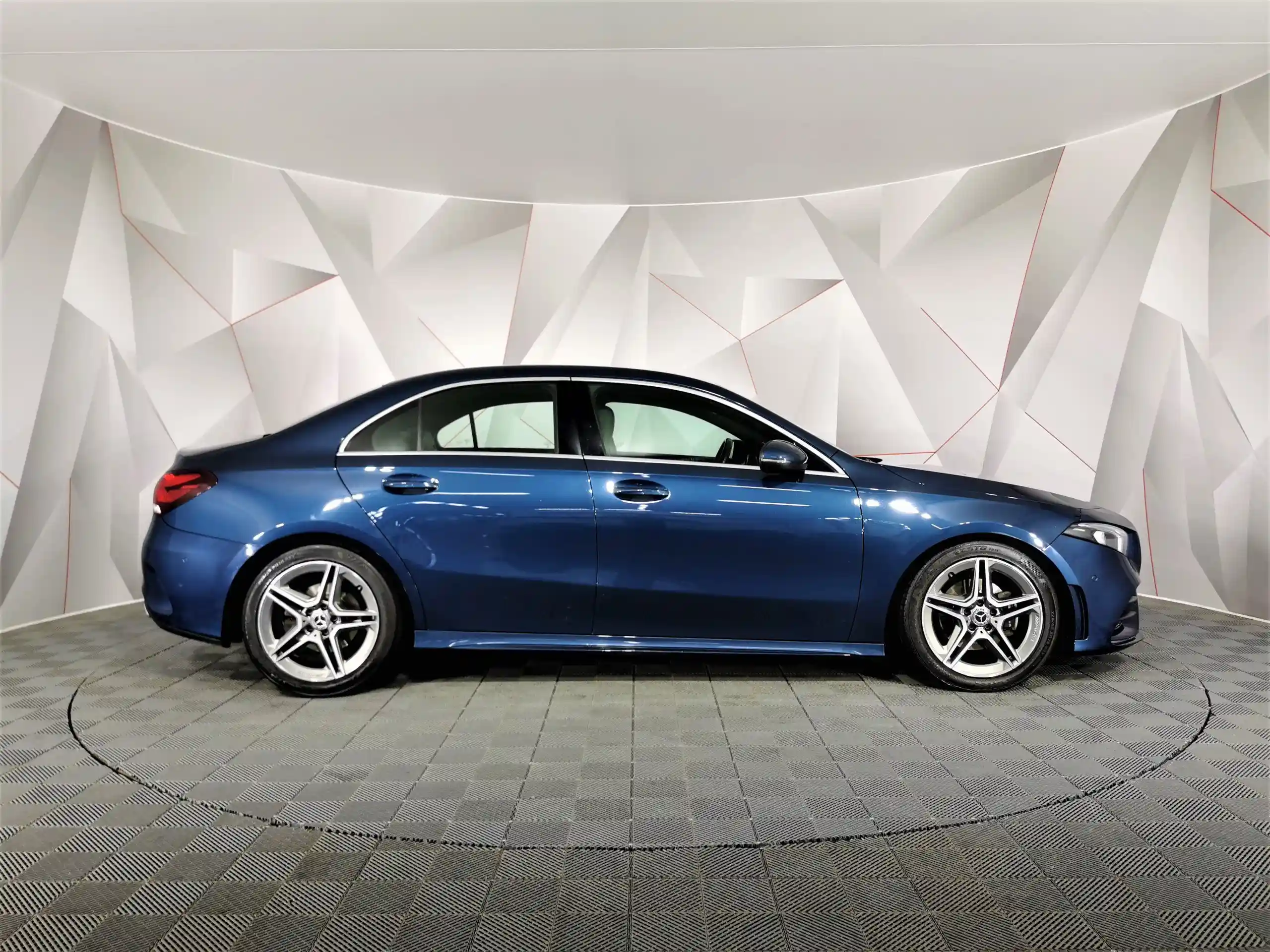 Mercedes-Benz A-Класс 2019