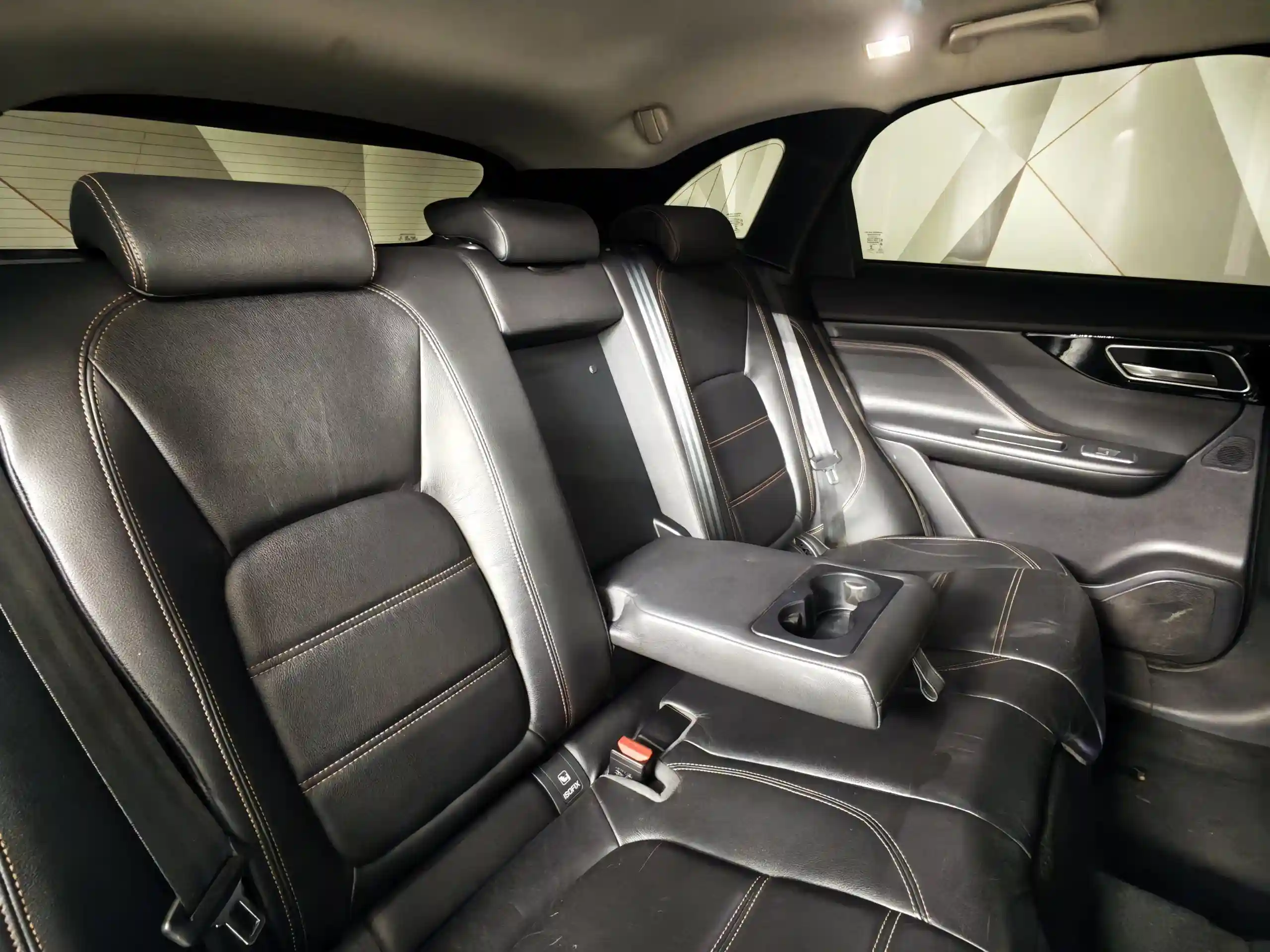 Jaguar F-Pace 2017
