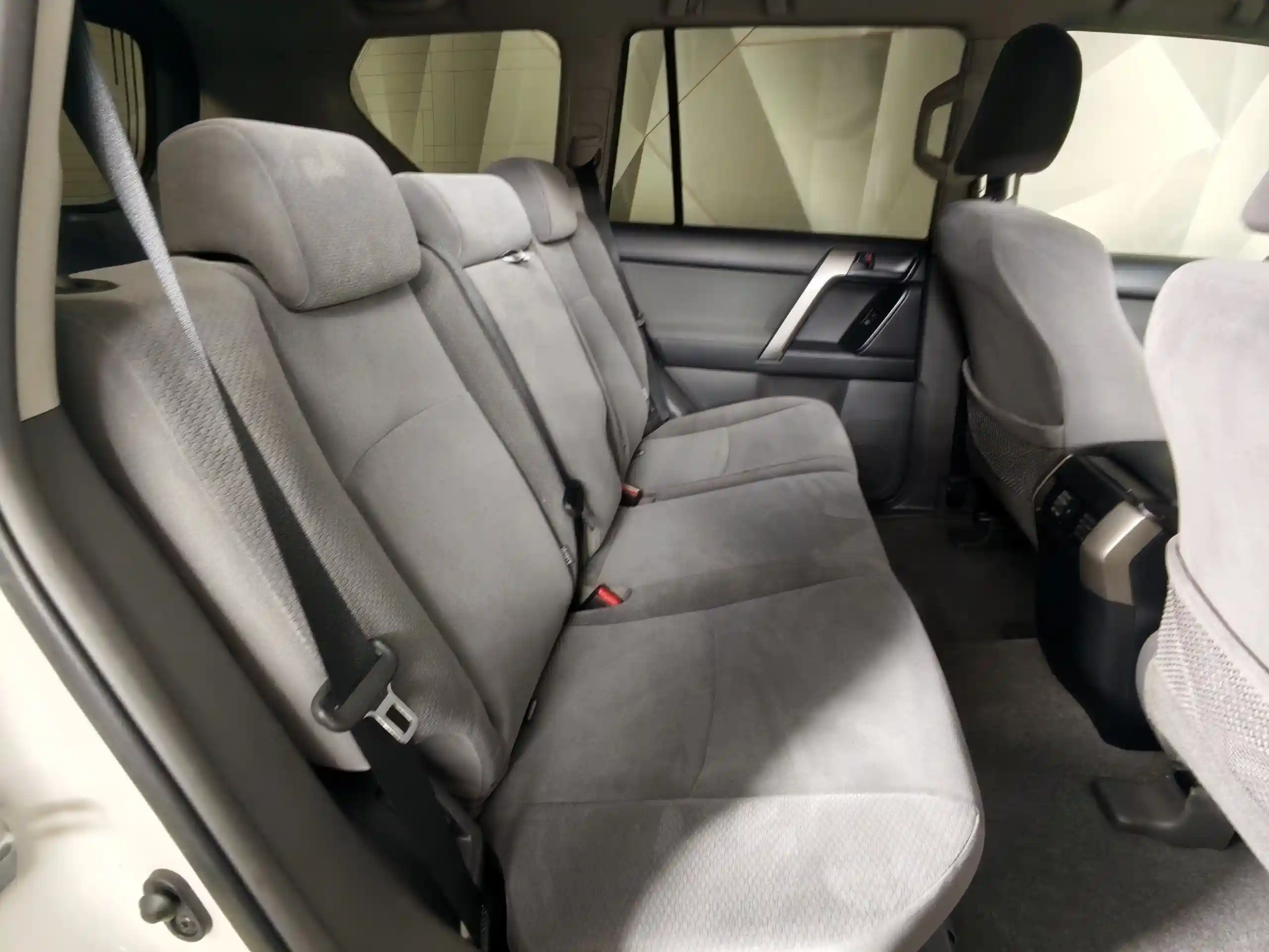 Toyota Land Cruiser Prado 2013
