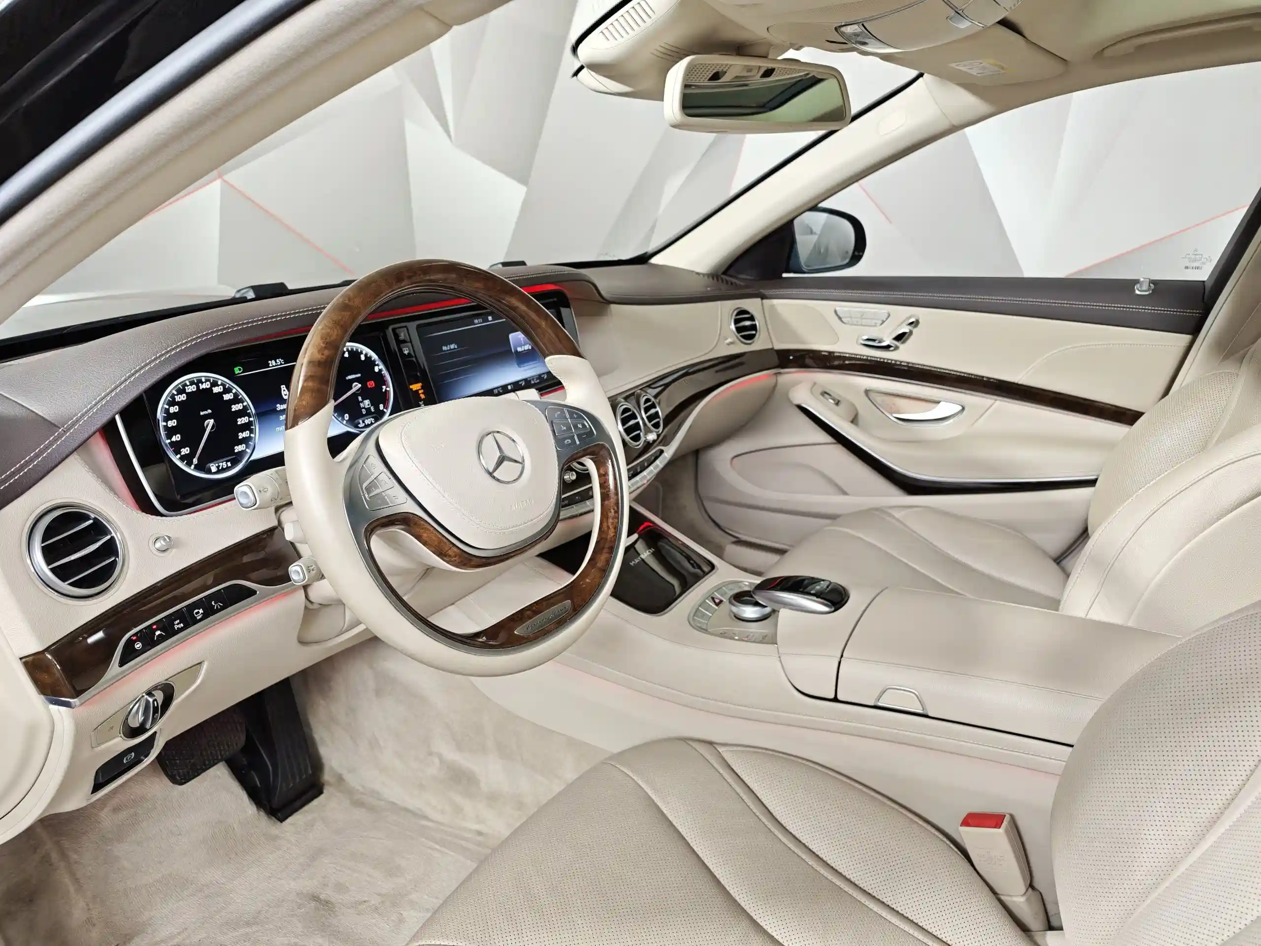 Mercedes-Benz S-Класс 2015