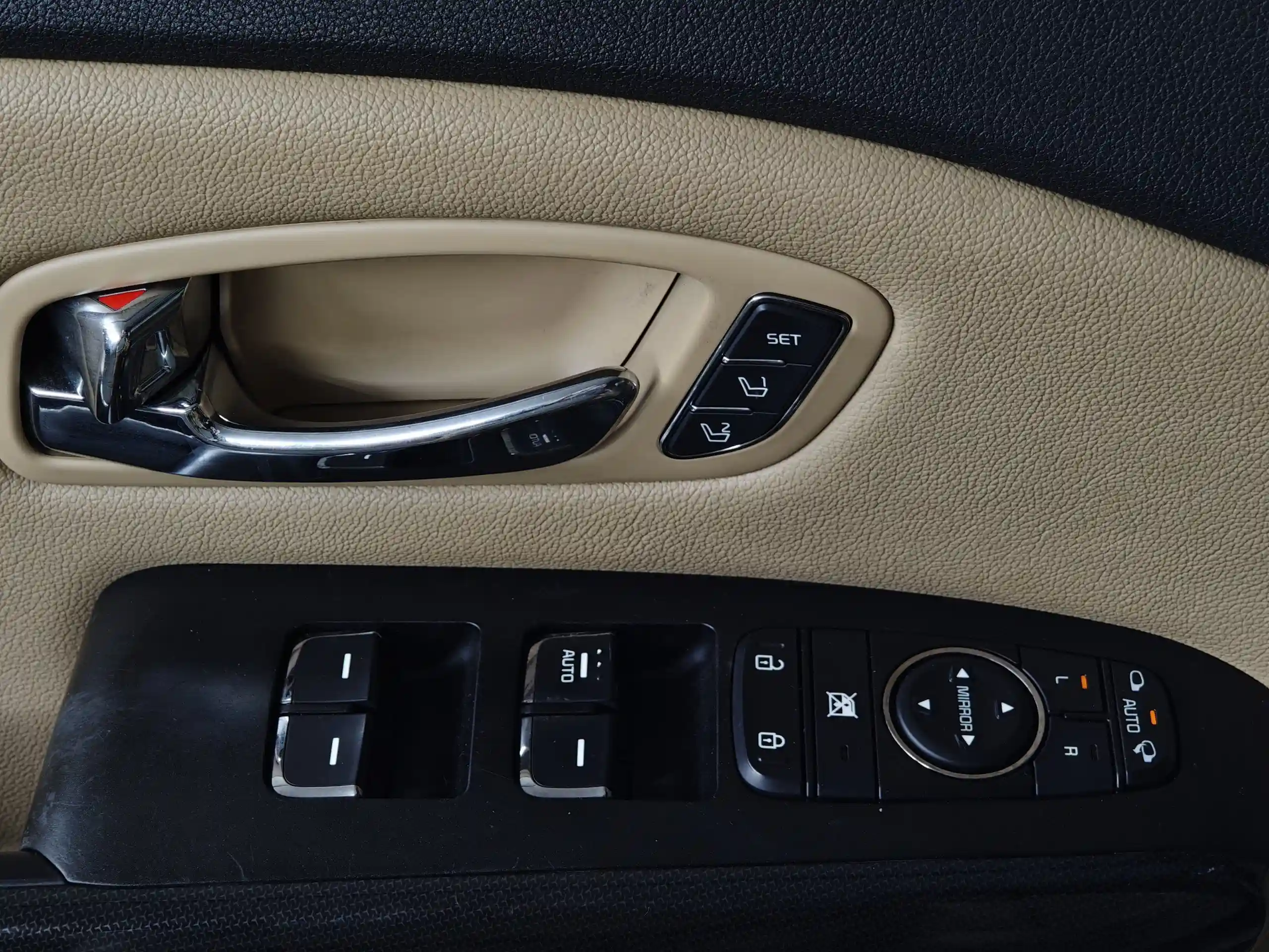 Kia Carnival 2016
