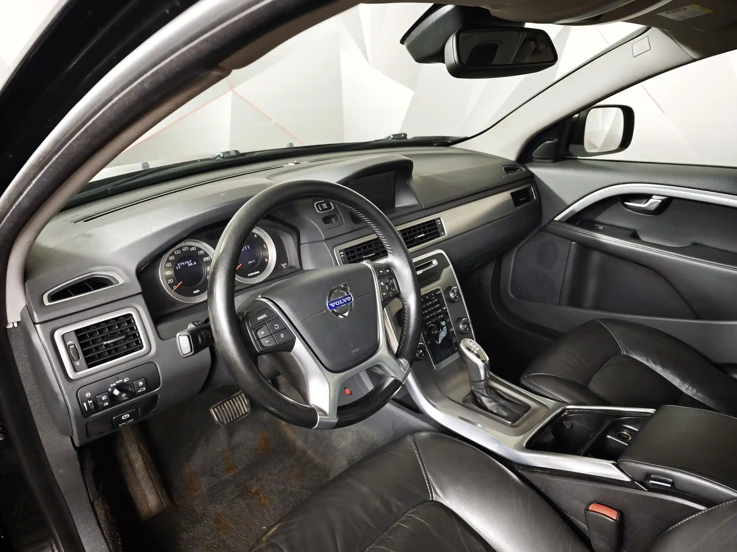 Volvo XC70 2012