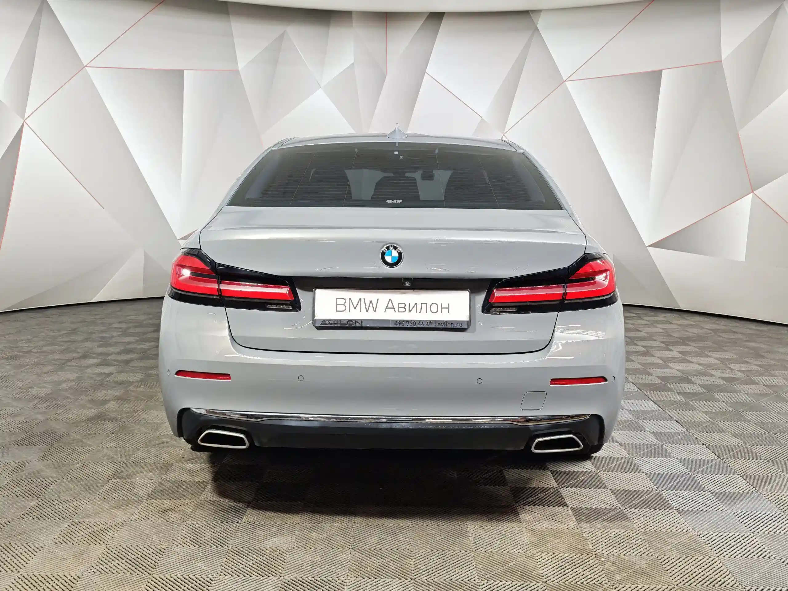 BMW 5 серия 2022