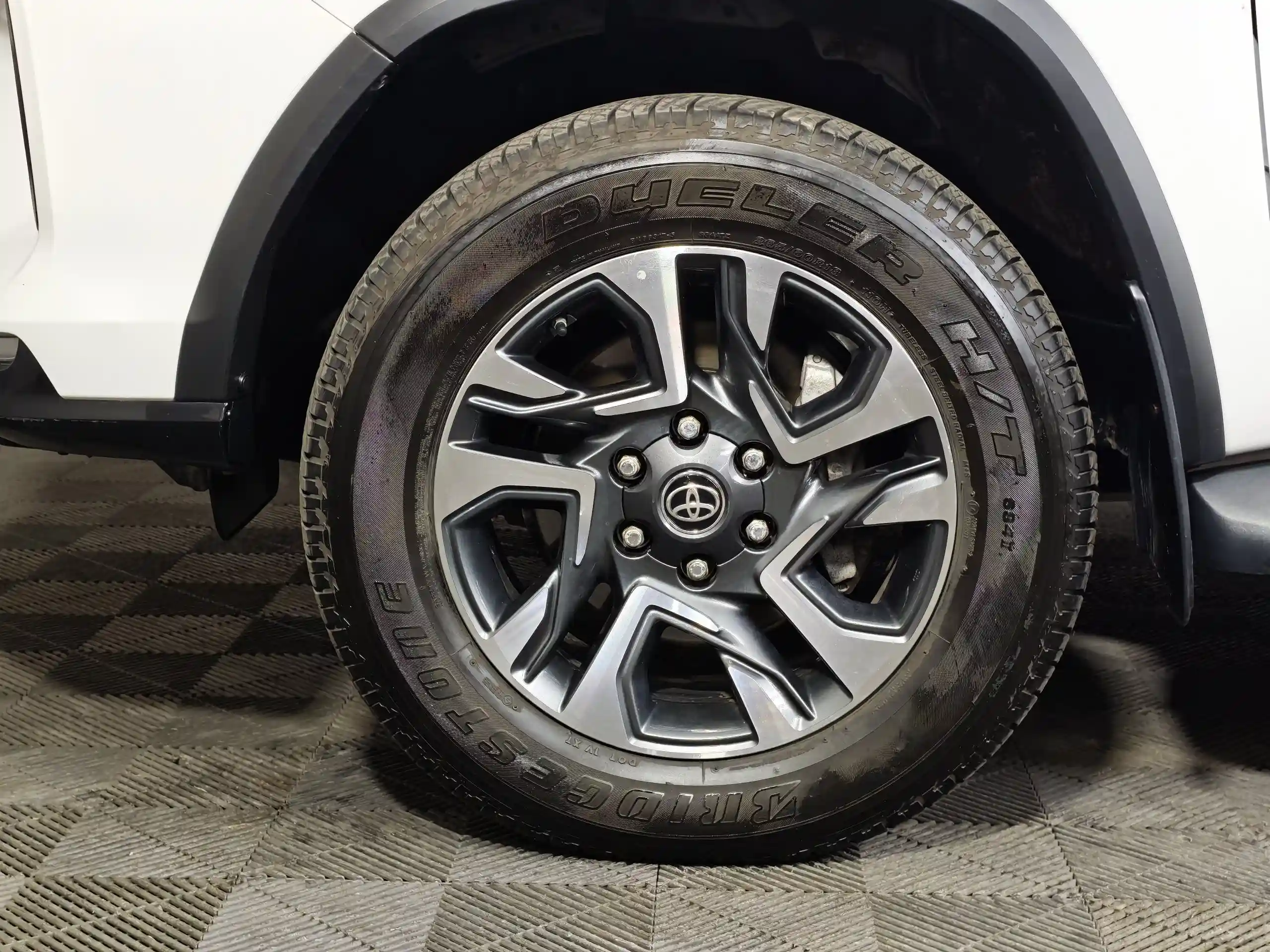 Toyota Fortuner 2021