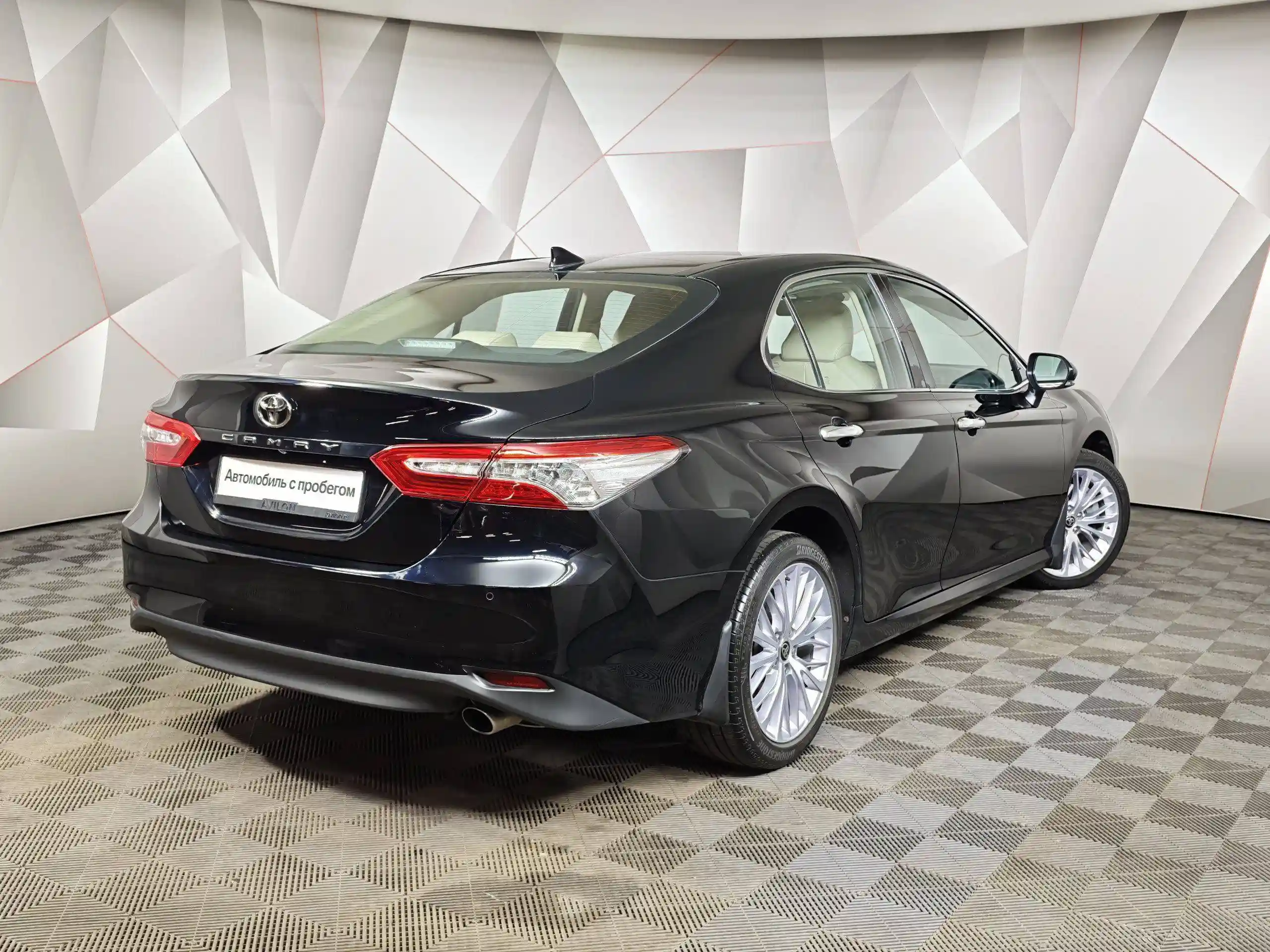 Toyota Camry 2021