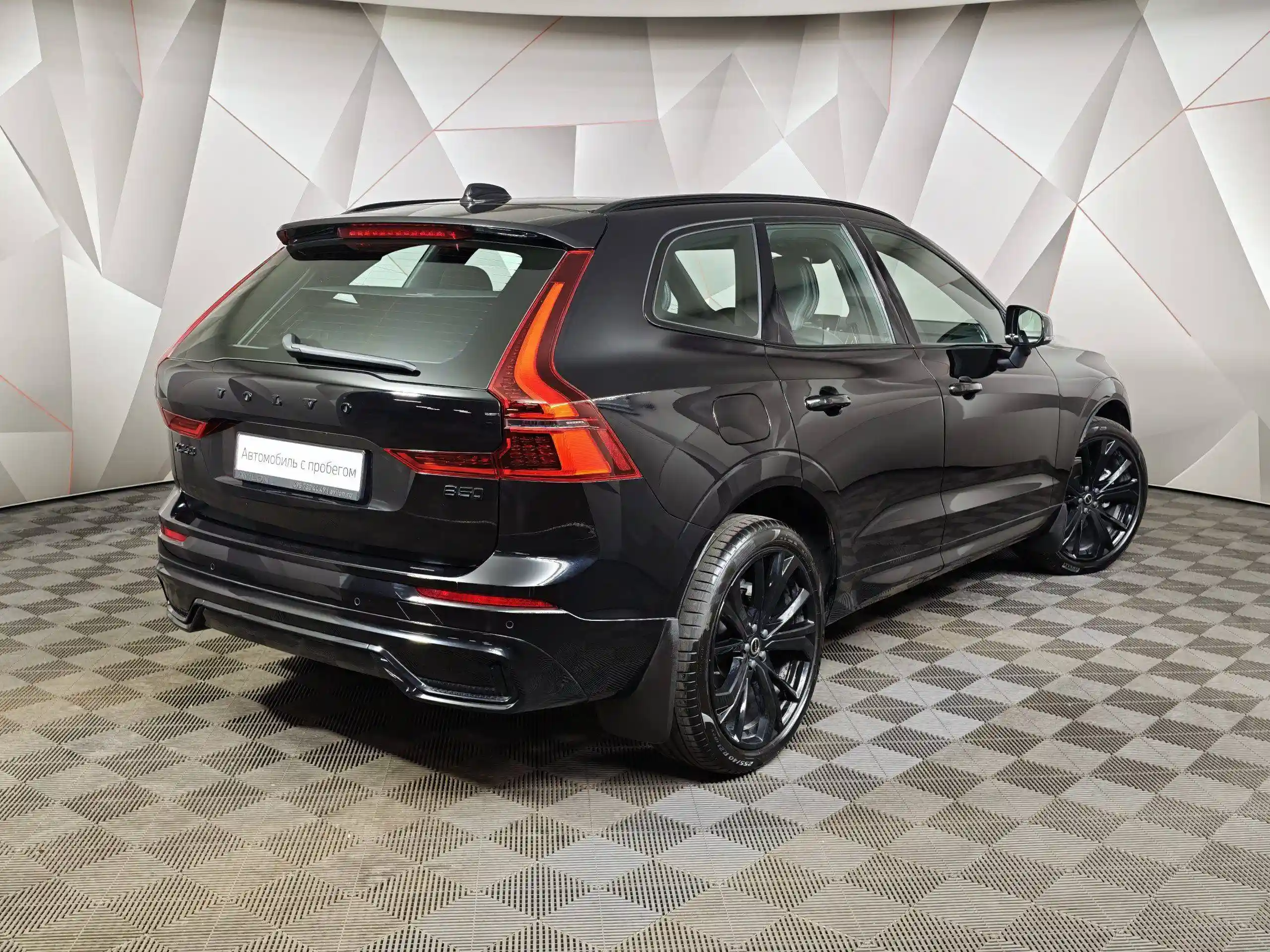 Volvo XC60 2025