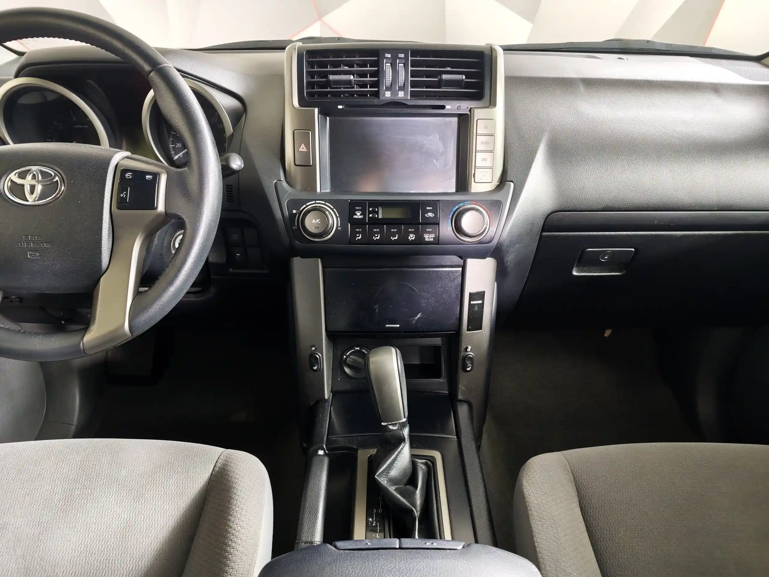 Toyota Land Cruiser Prado 2013