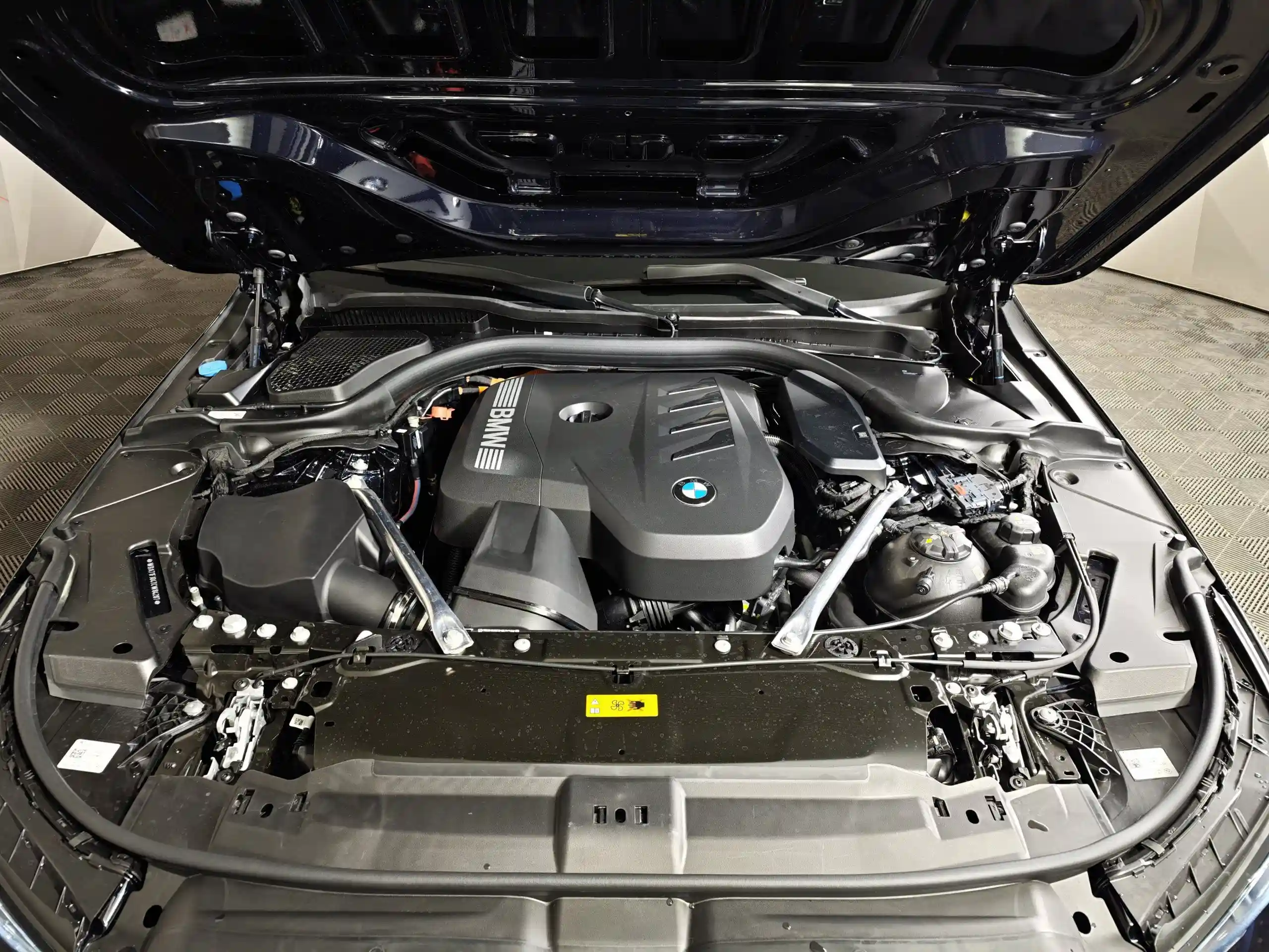 BMW 5 серия 2025