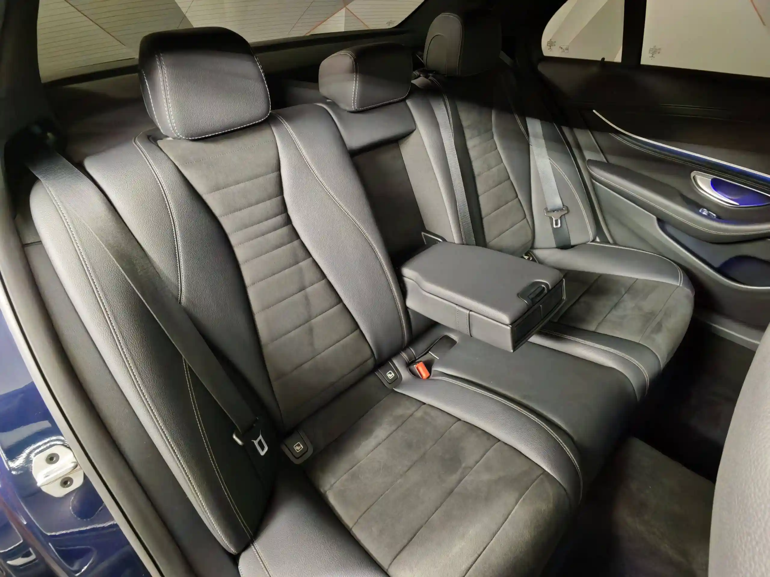 Mercedes-Benz E-Класс 2020