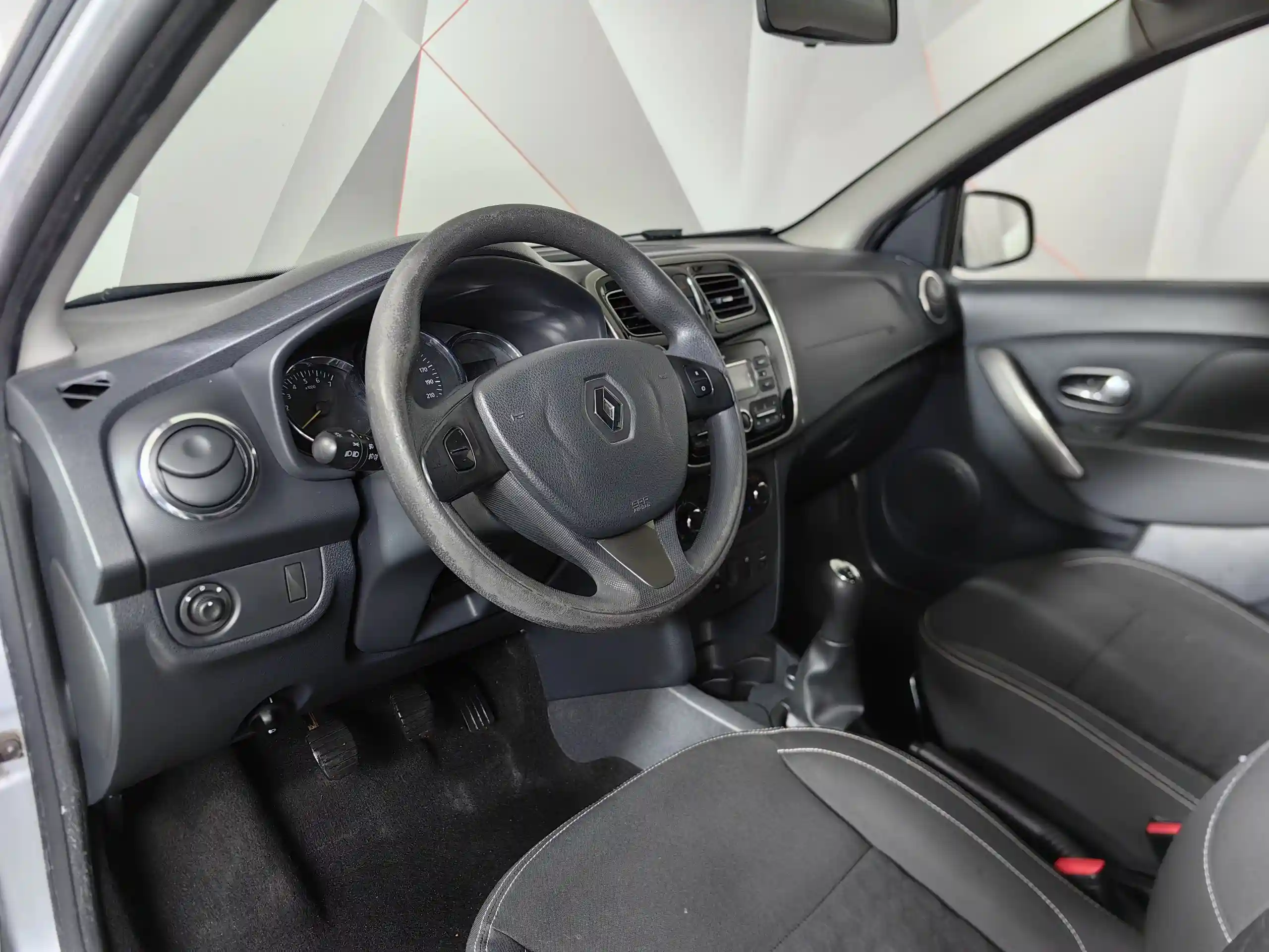 Renault Logan 2017