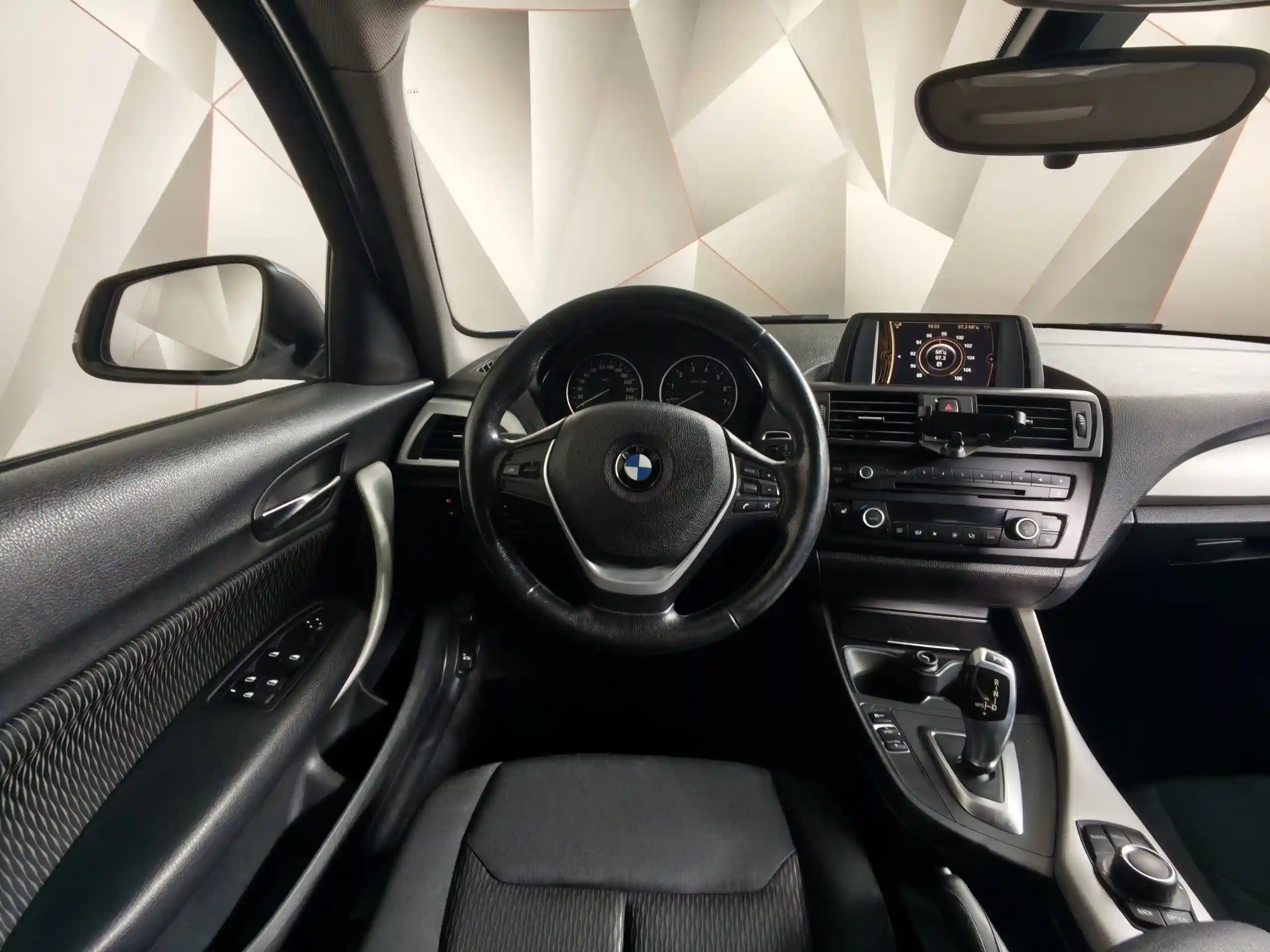 BMW 1 серия 2012