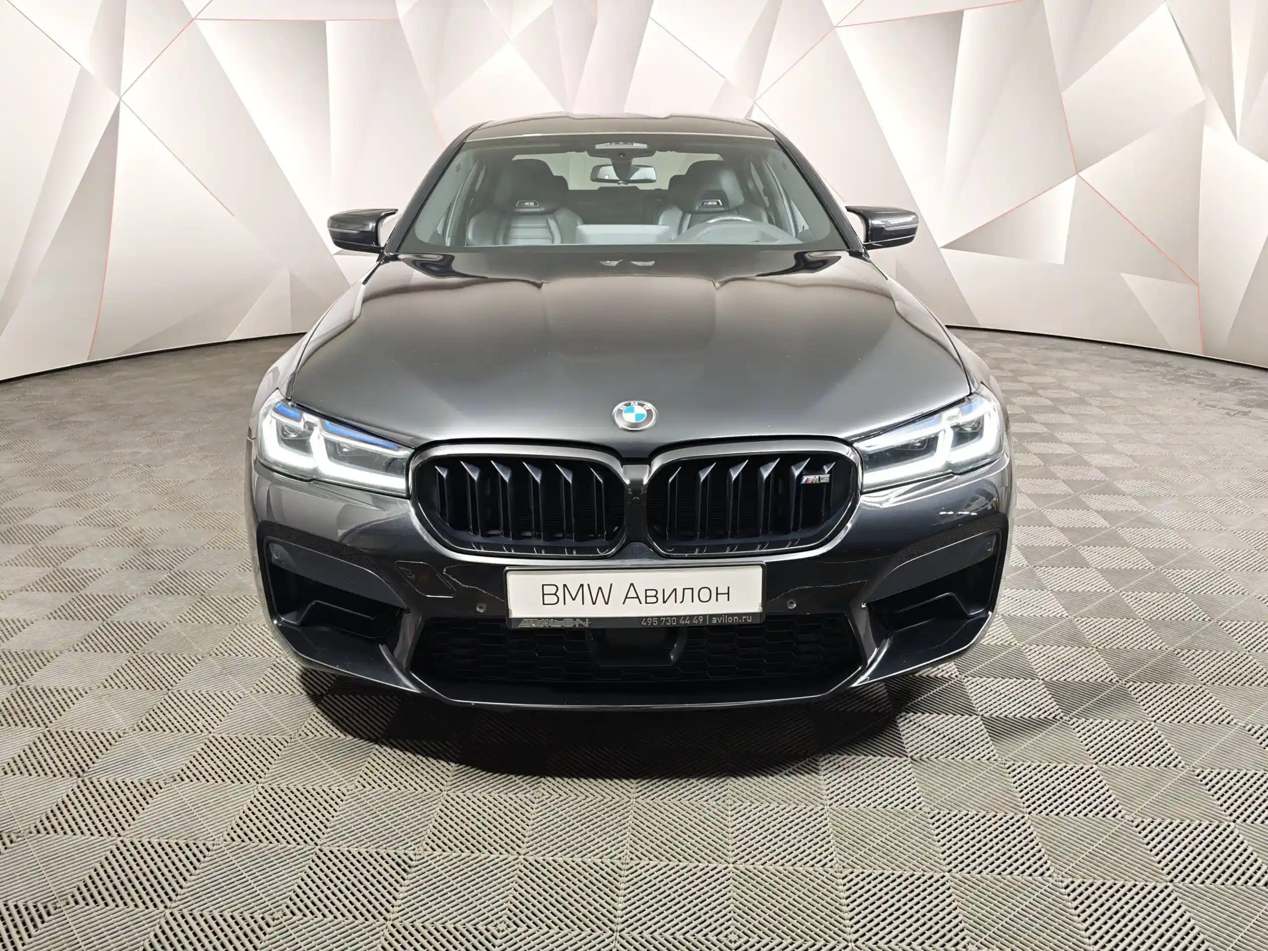 BMW M5 2022