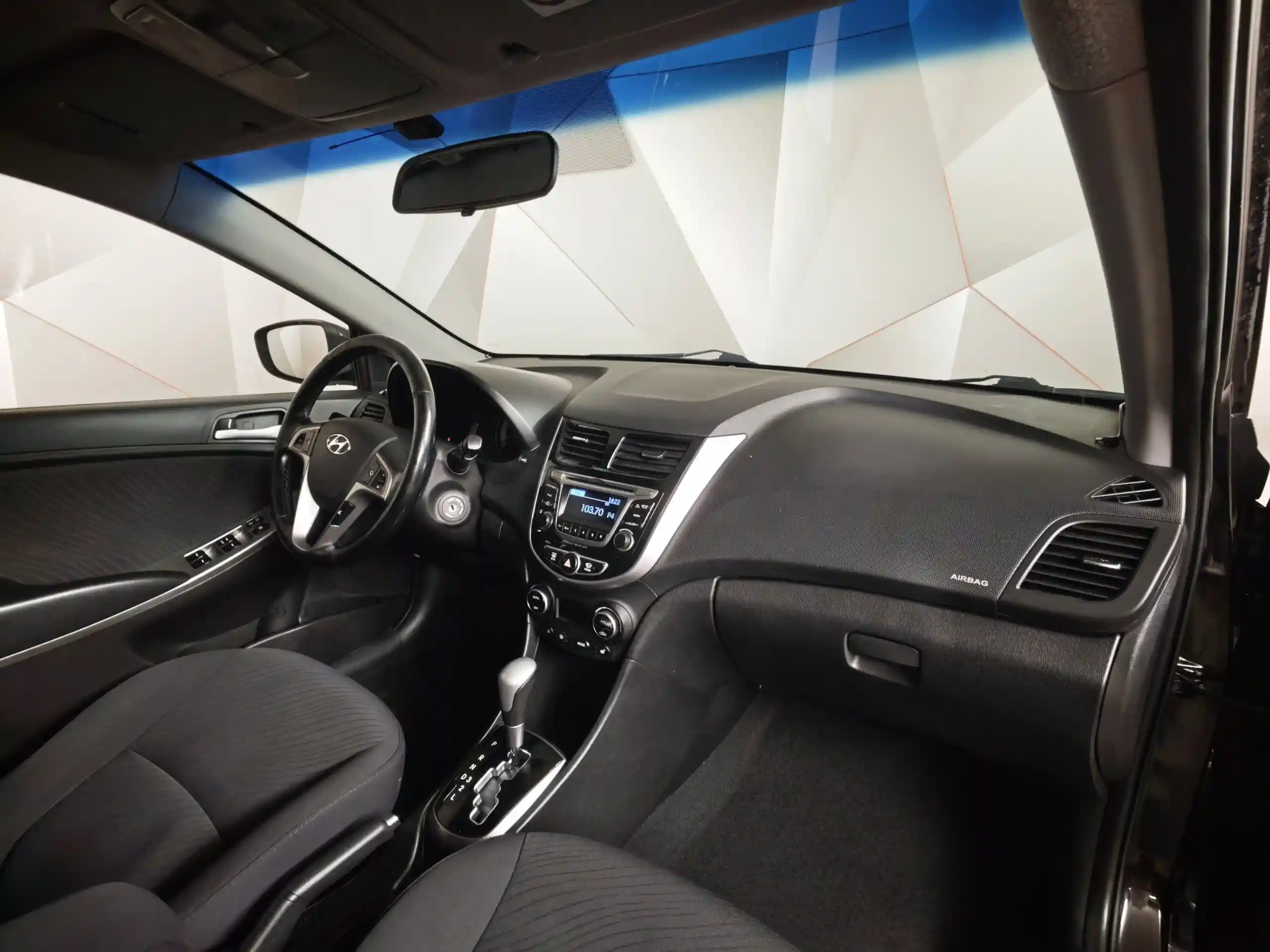 Hyundai Solaris 2016