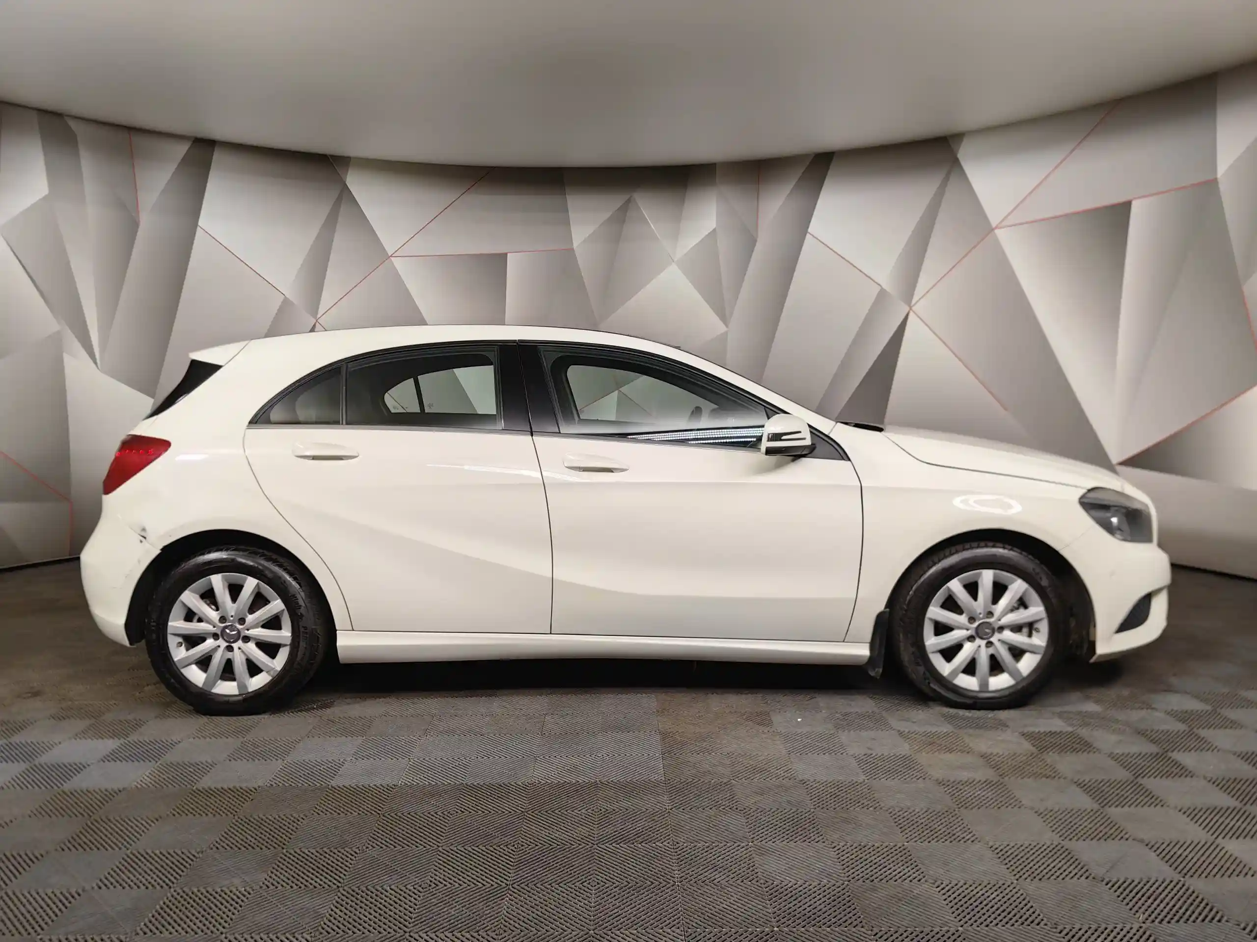 Mercedes-Benz A-Класс 2013