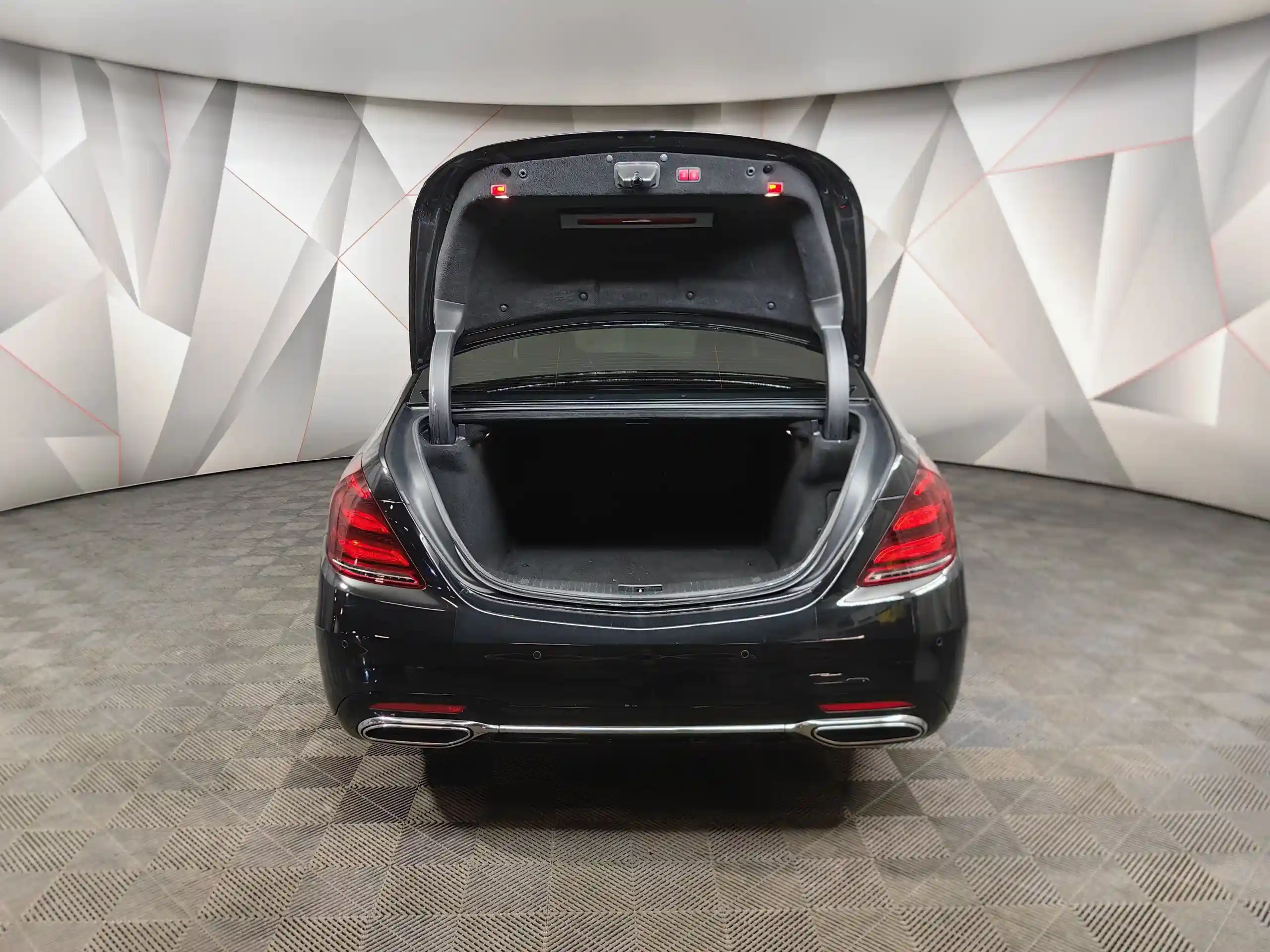 Mercedes-Benz S-Класс 2020