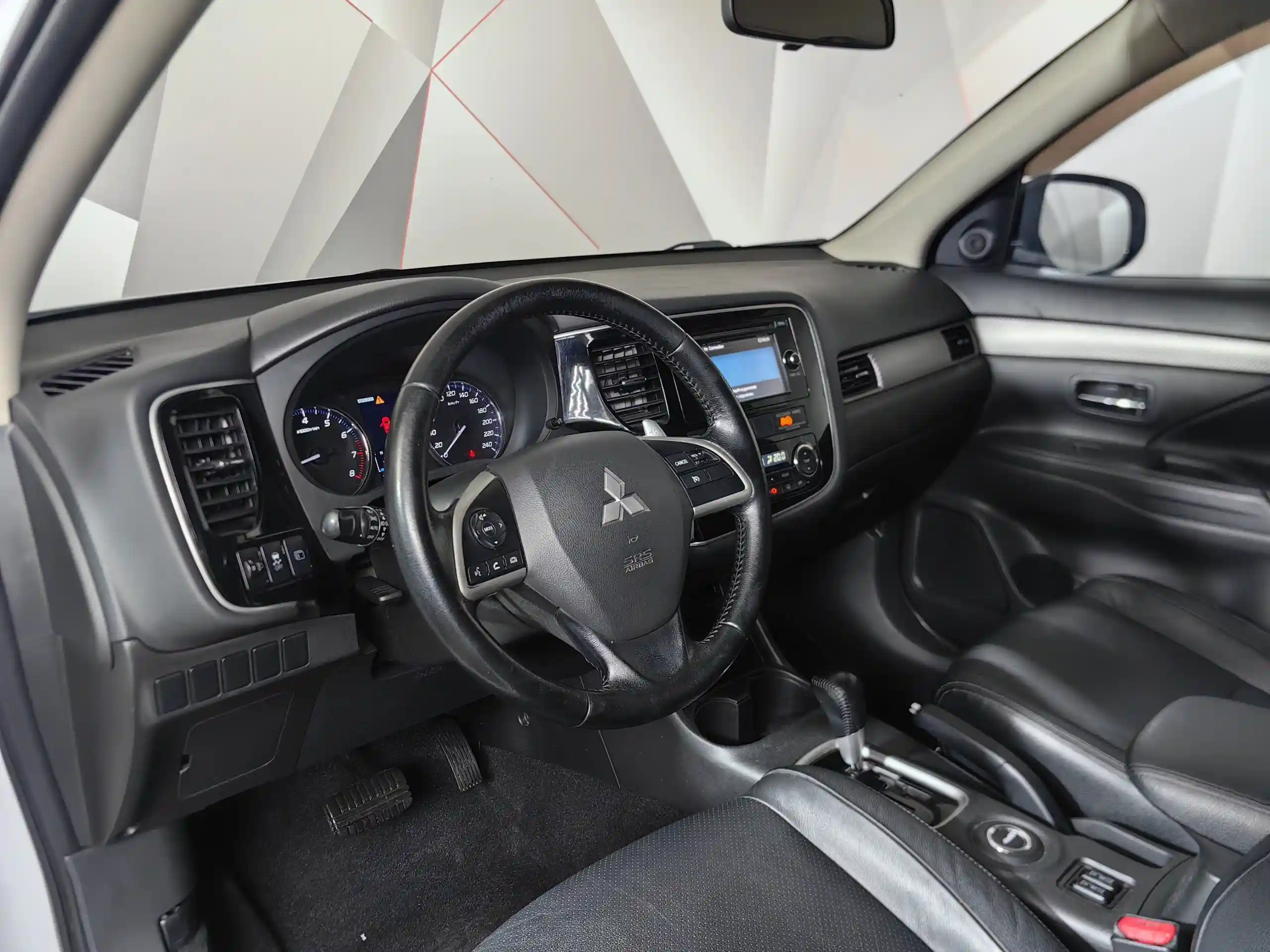 Mitsubishi Outlander 2014