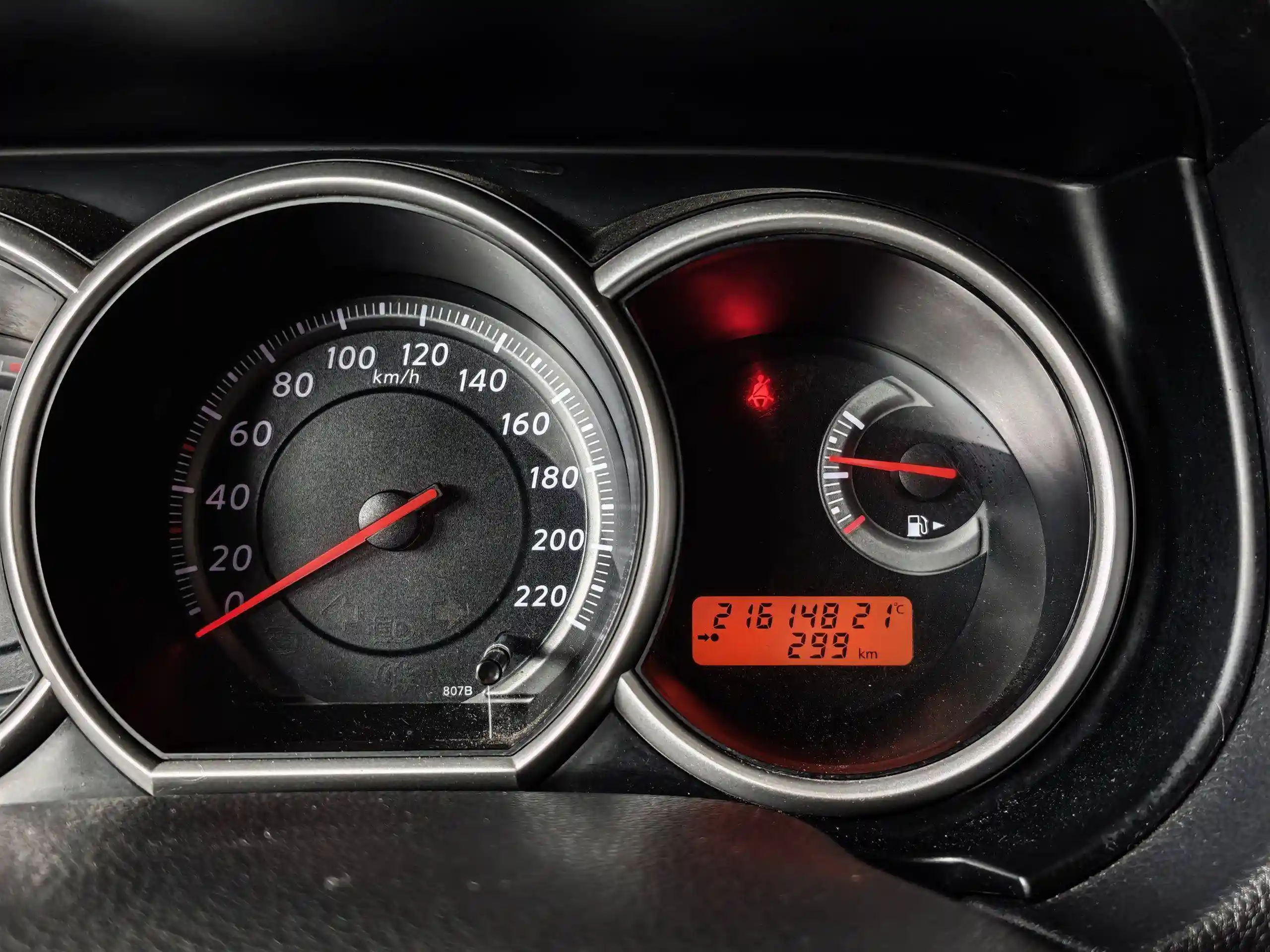 Nissan Tiida 2012