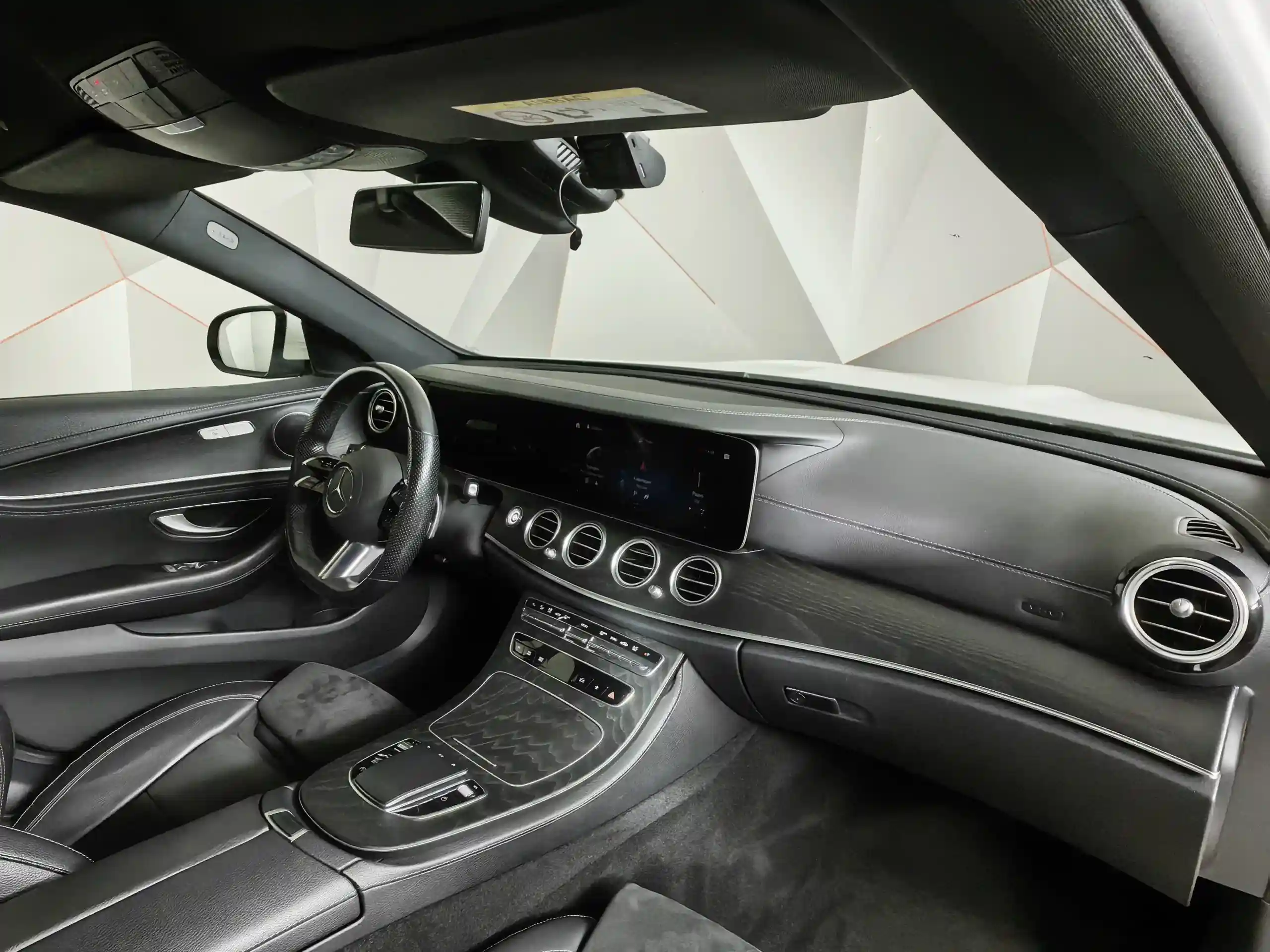 Mercedes-Benz E-Класс 2021