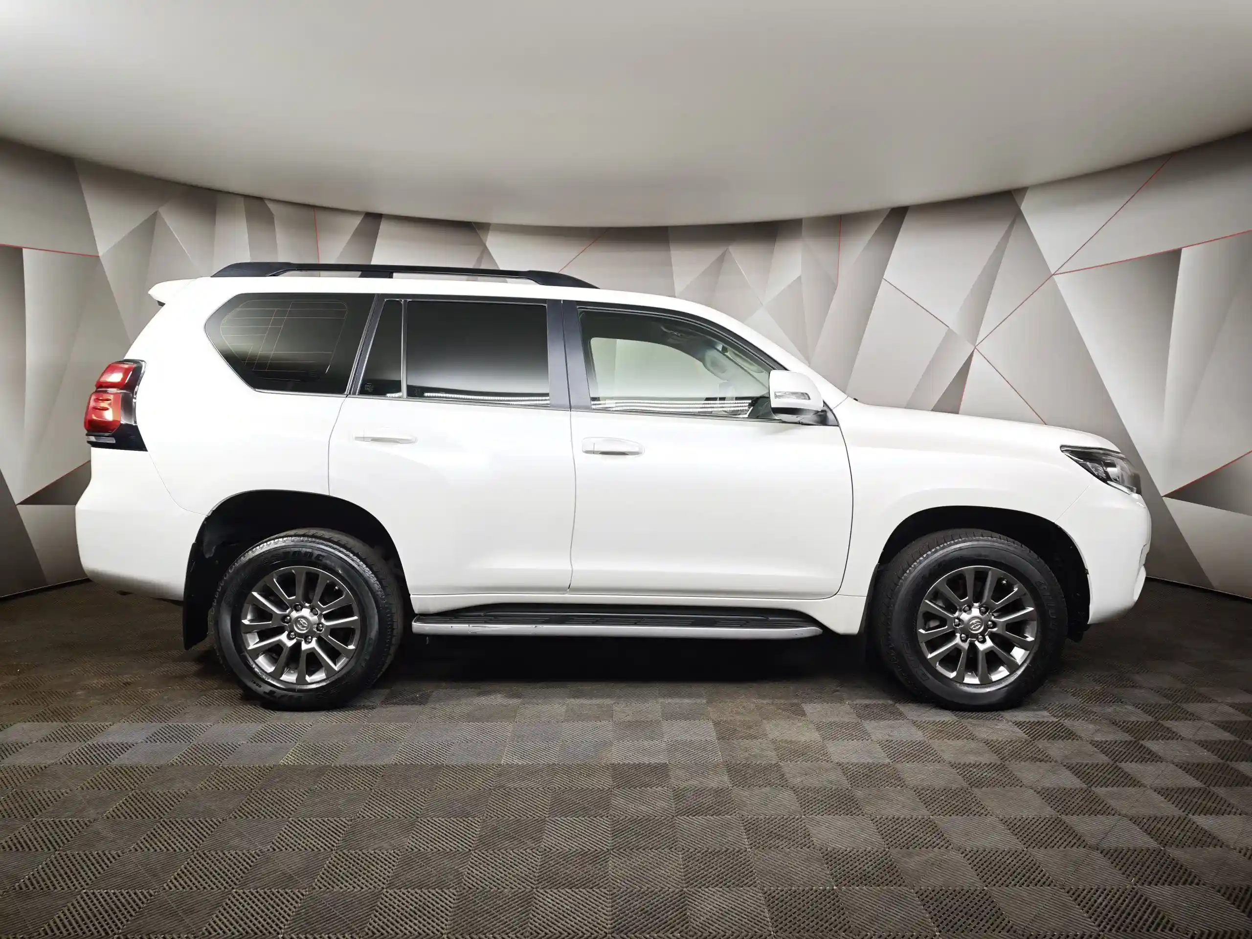 Toyota Land Cruiser Prado 2019