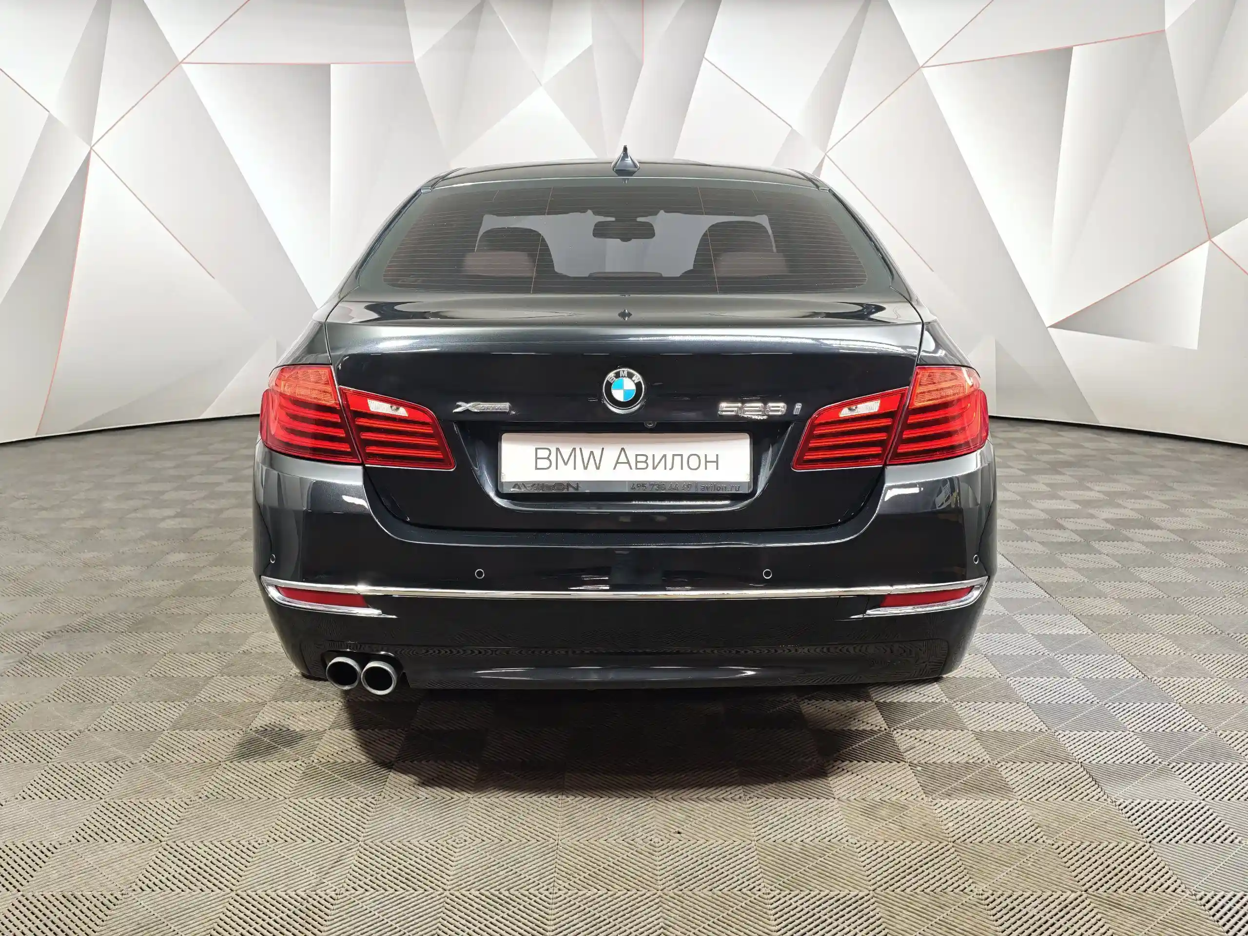 BMW 5 серия 2016