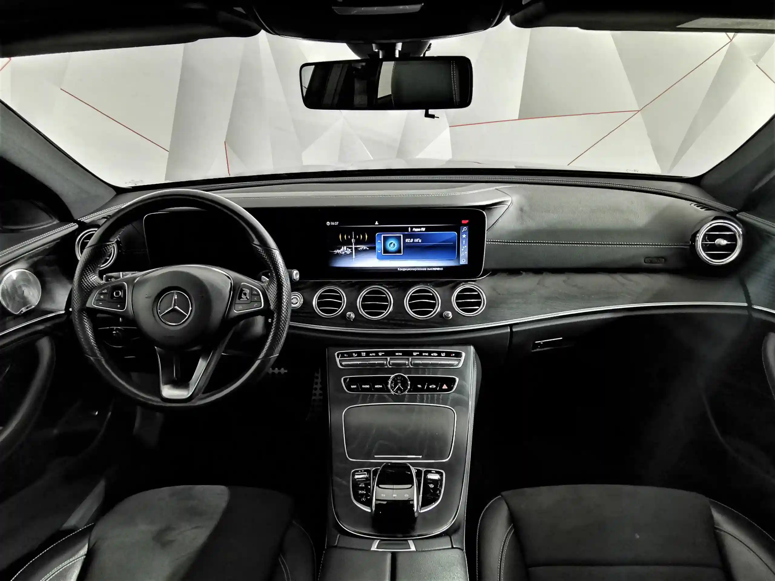 Mercedes-Benz E-Класс 2018