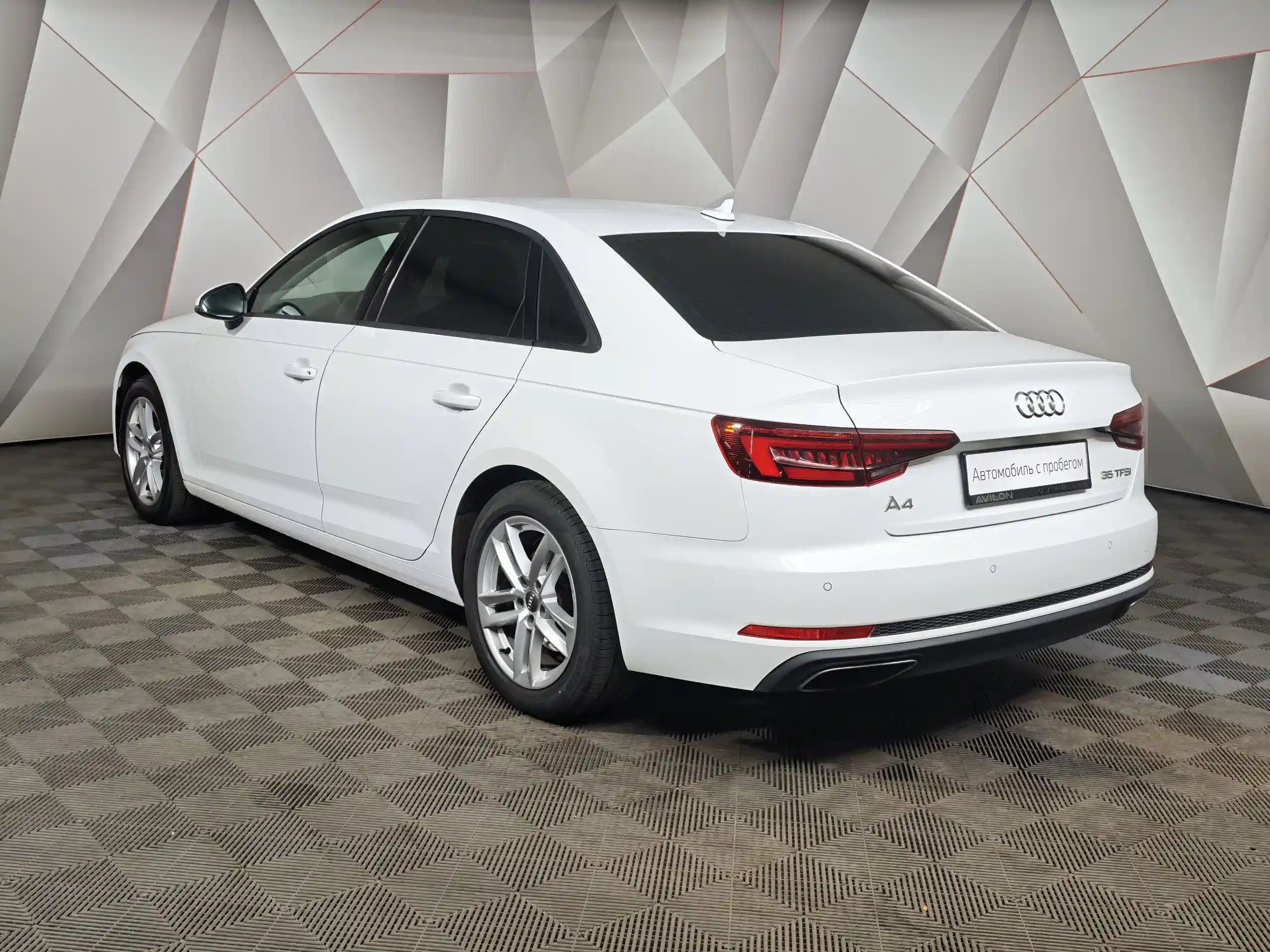 Audi A4 2018