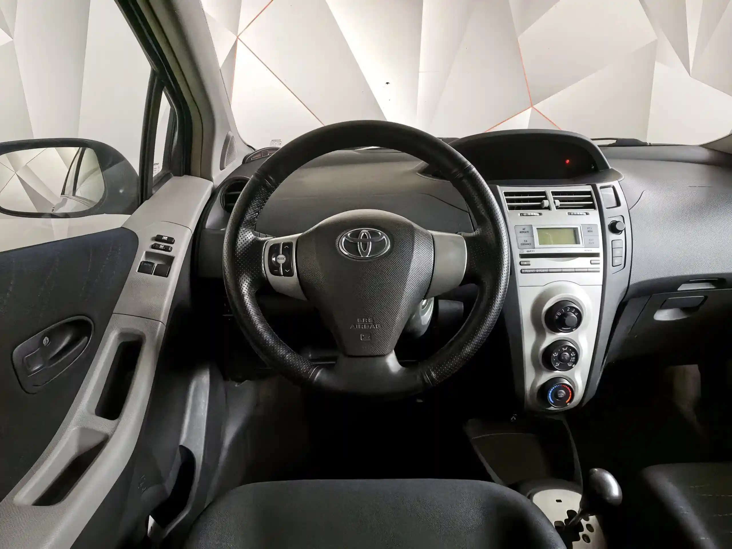 Toyota Yaris 2006