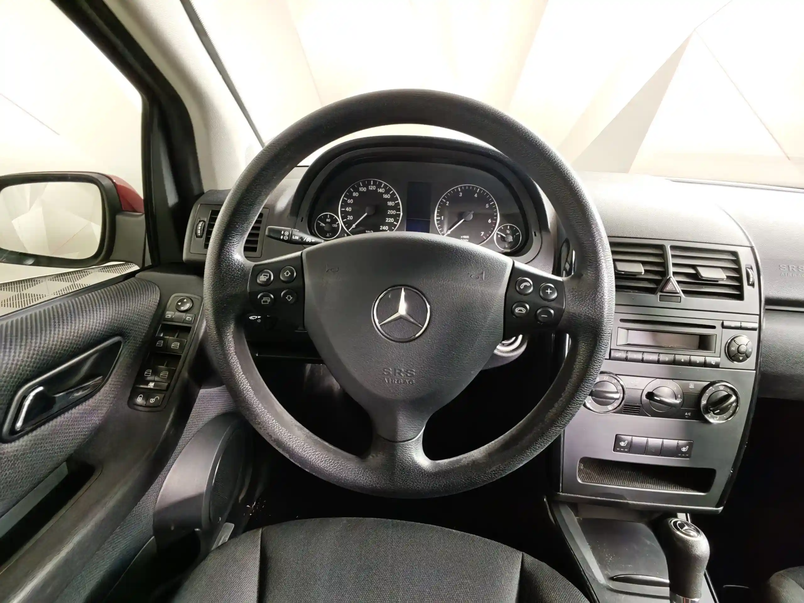 Mercedes-Benz A-Класс 2011