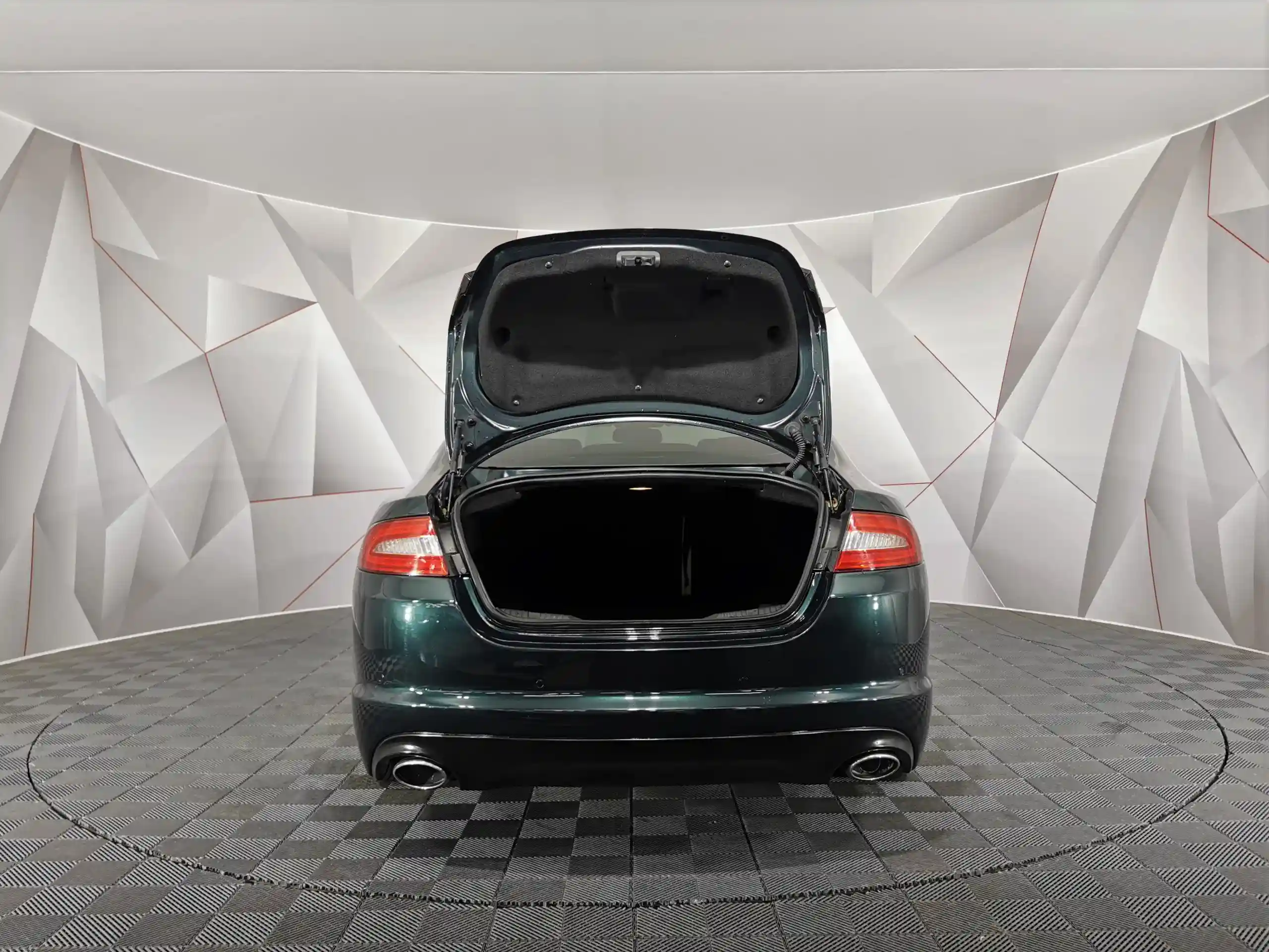 Jaguar XF 2013