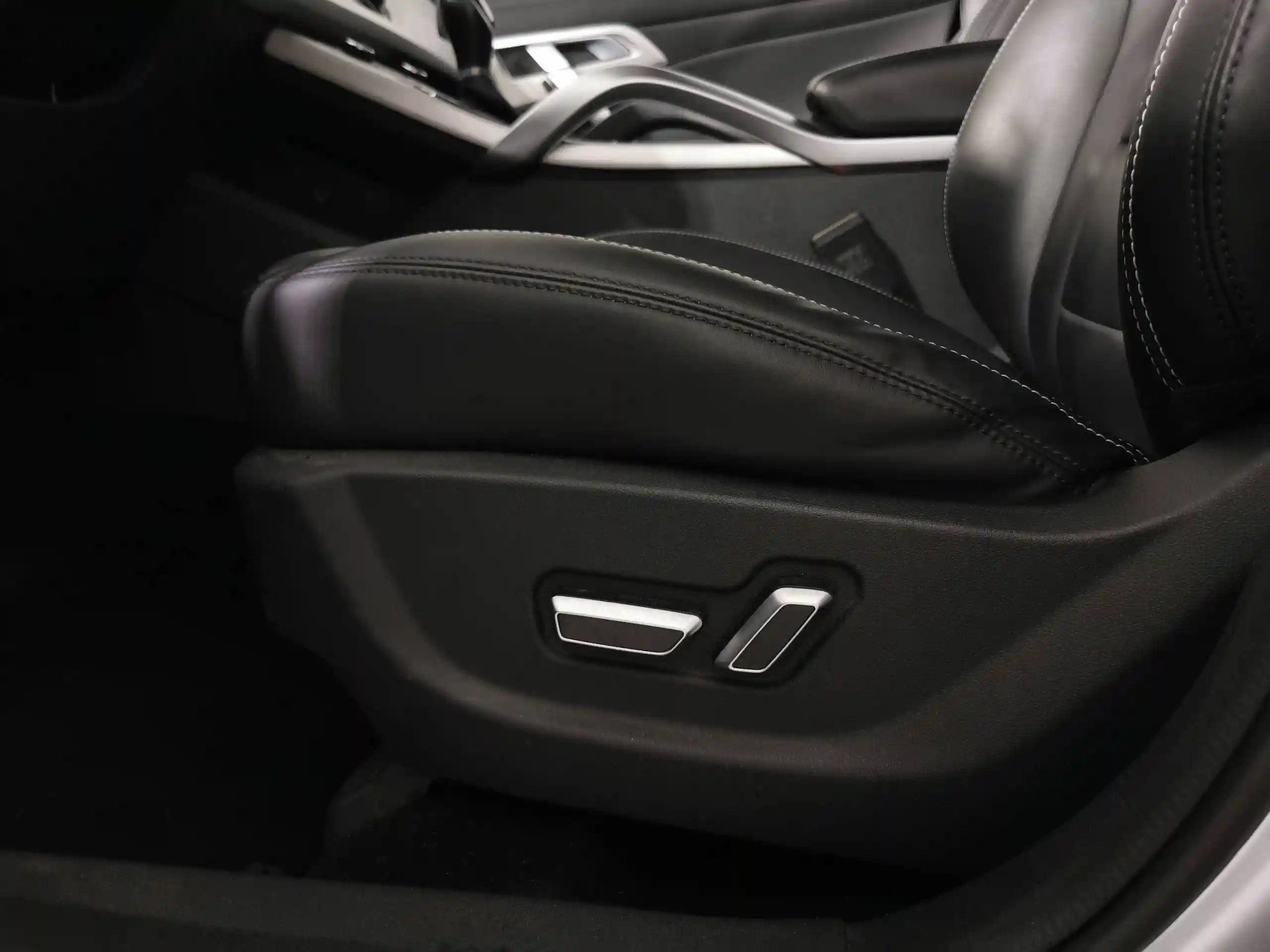 Geely Atlas 2021