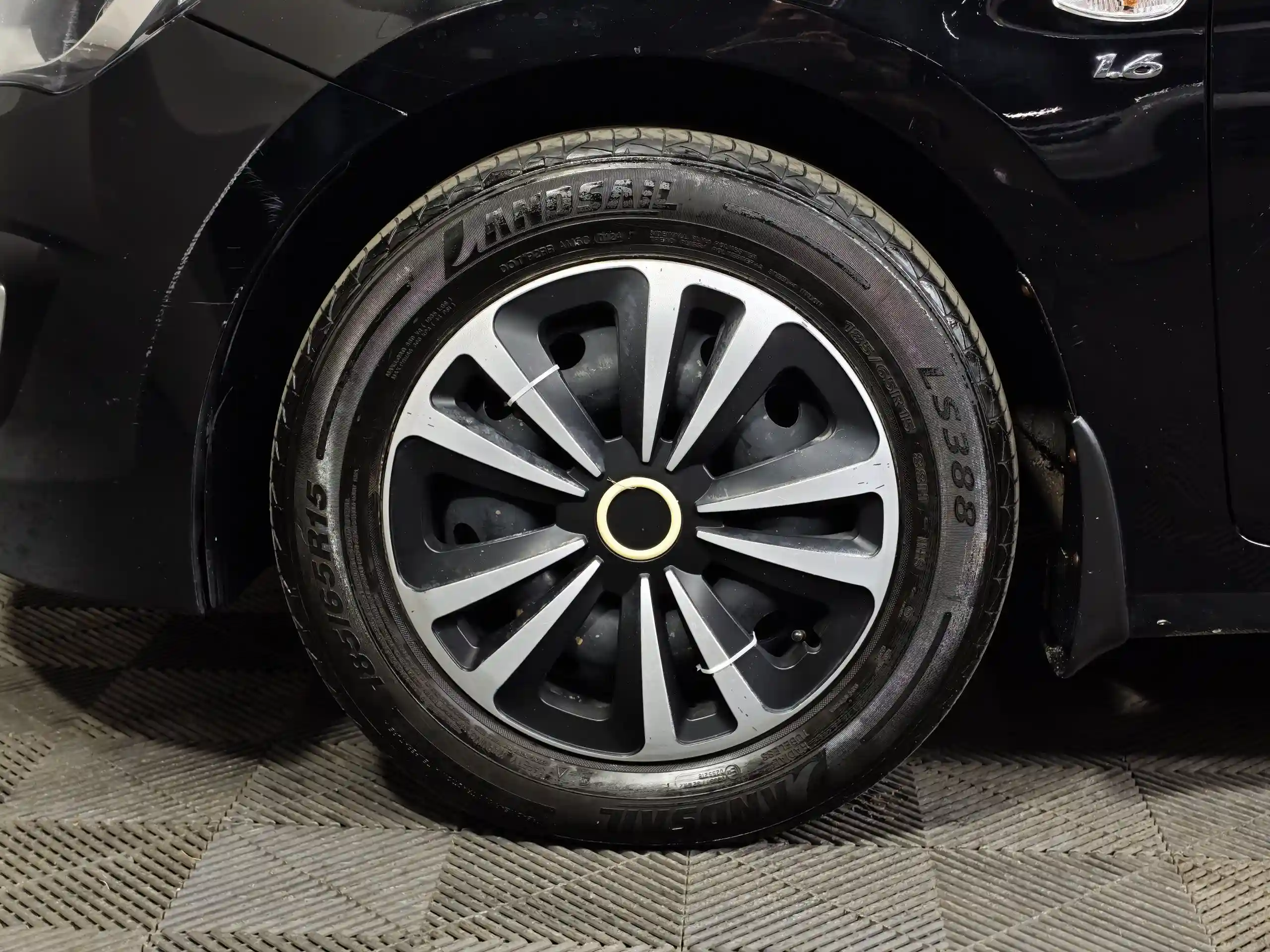 Hyundai Solaris 2015