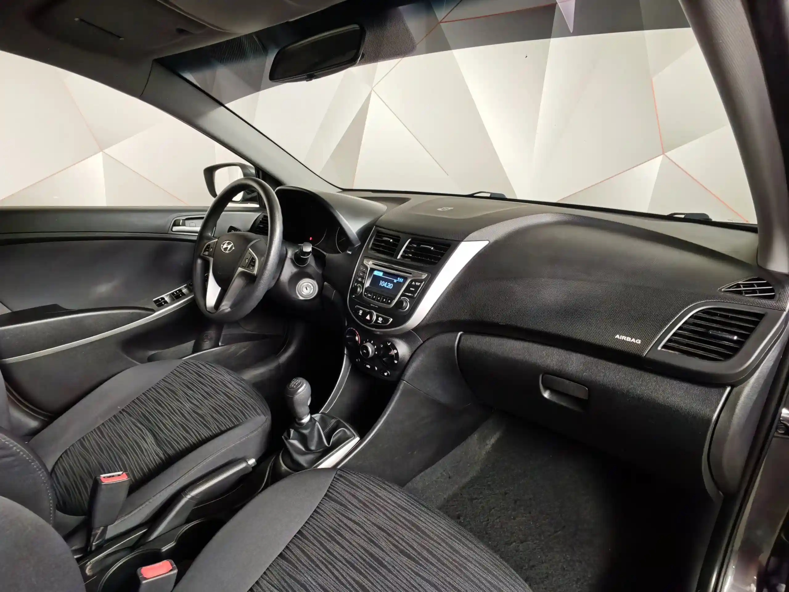 Hyundai Solaris 2016