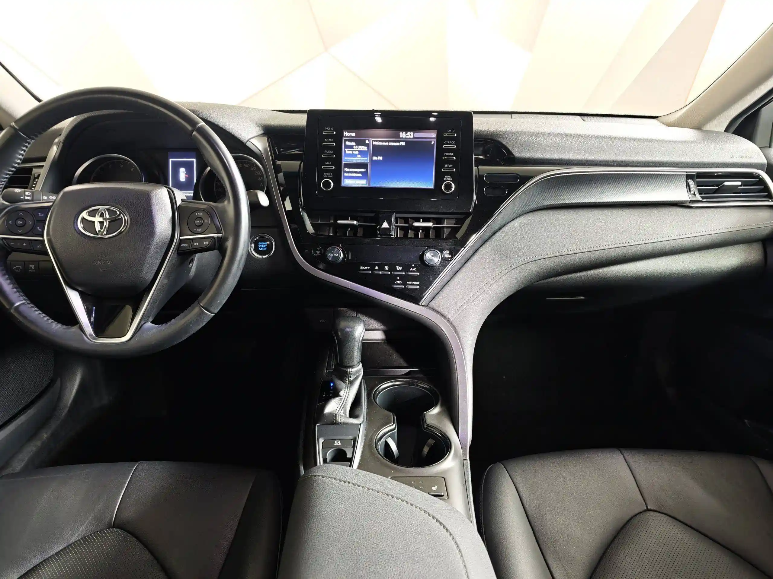 Toyota Camry 2022