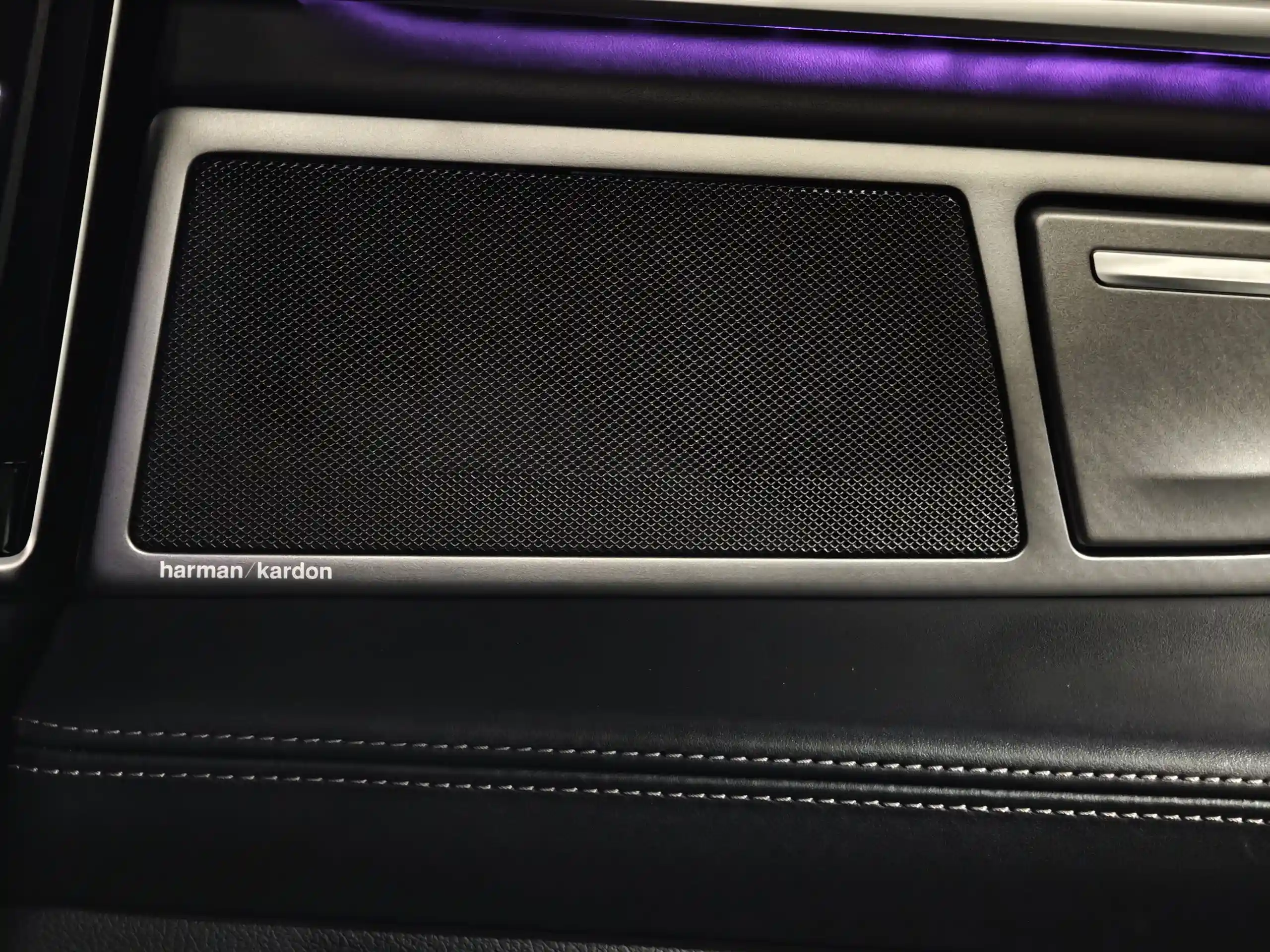 BMW 7 серия 2021