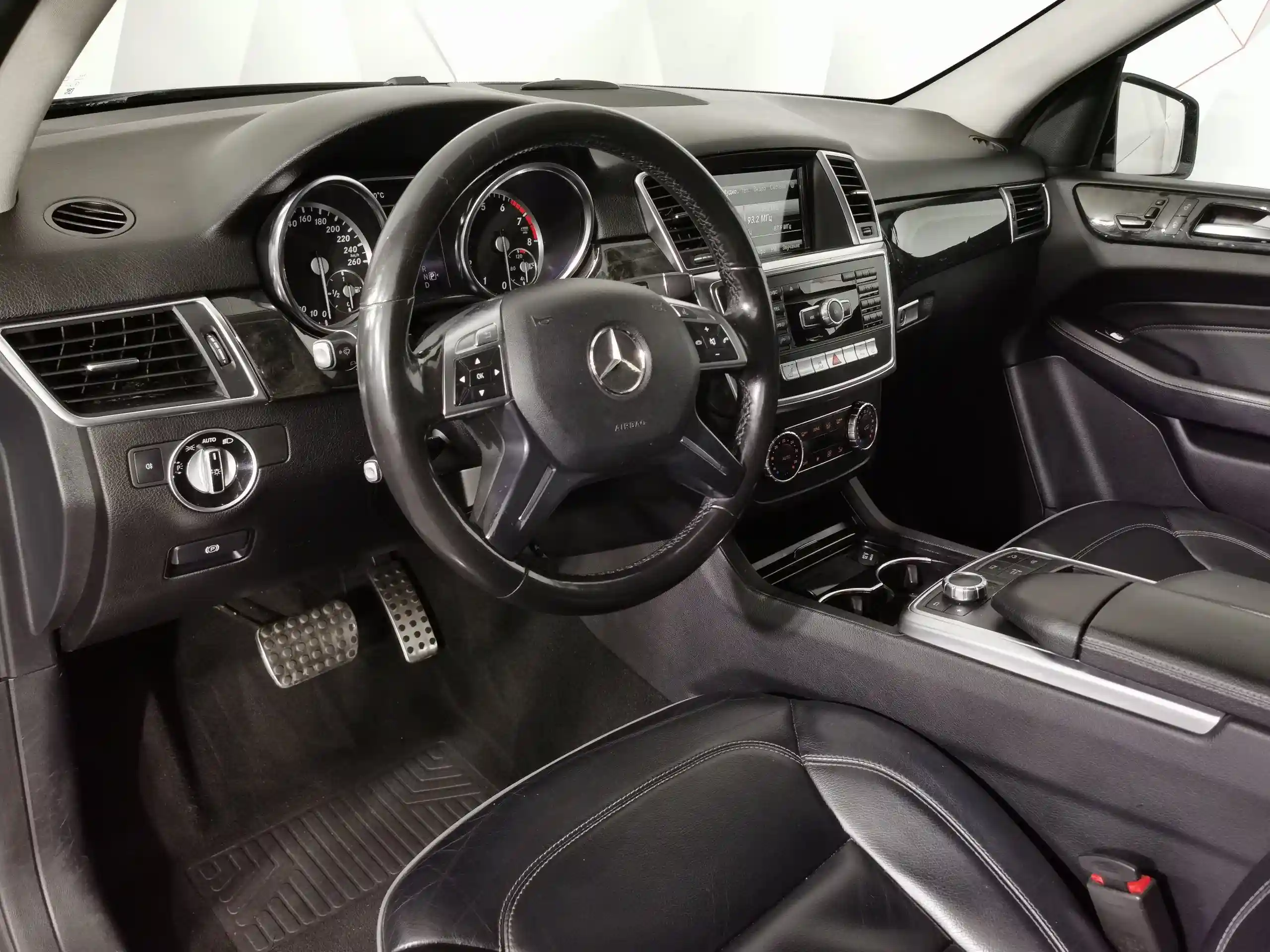 Mercedes-Benz M-Класс 2013