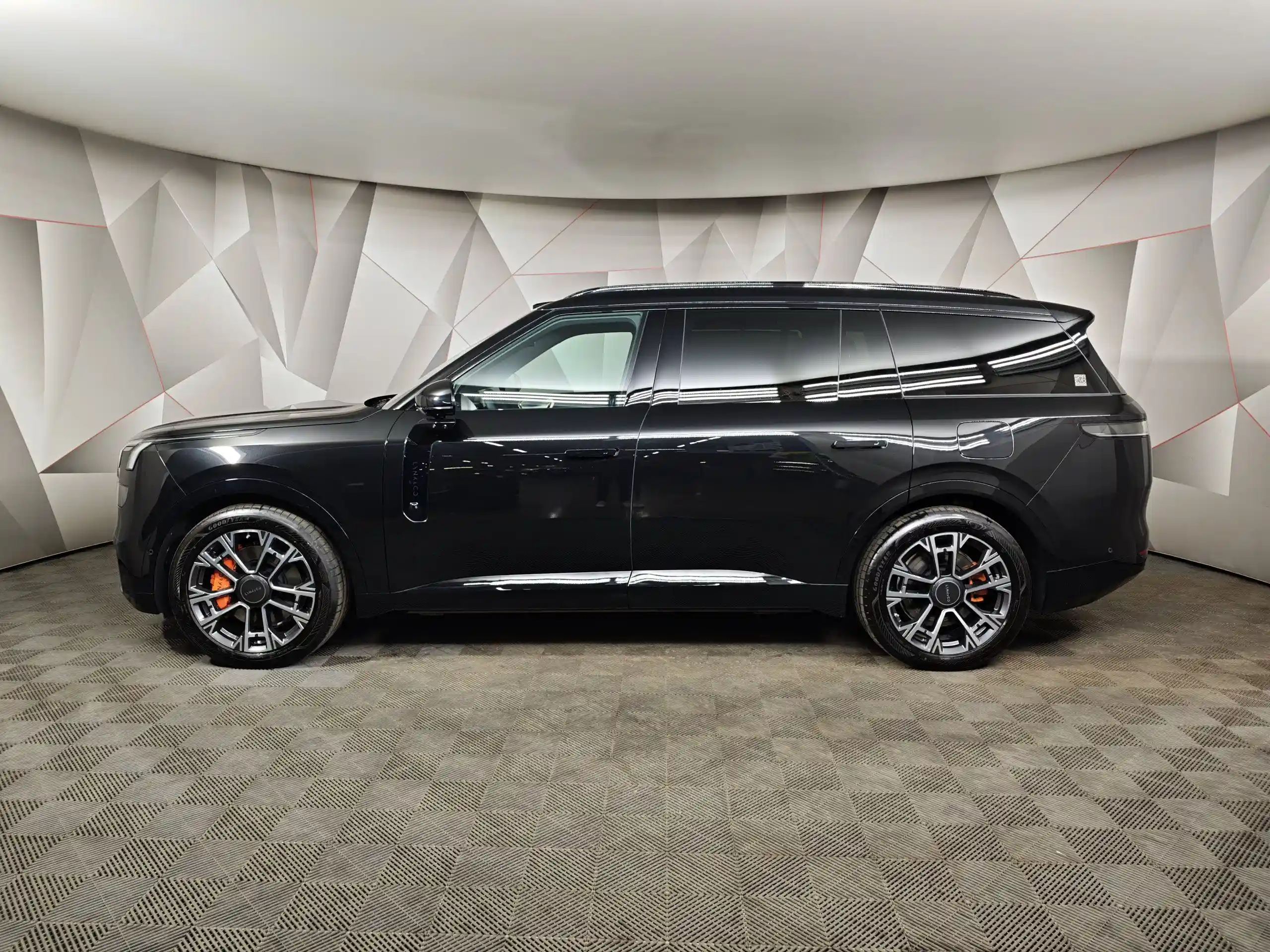 Lynk & Co 900 2026