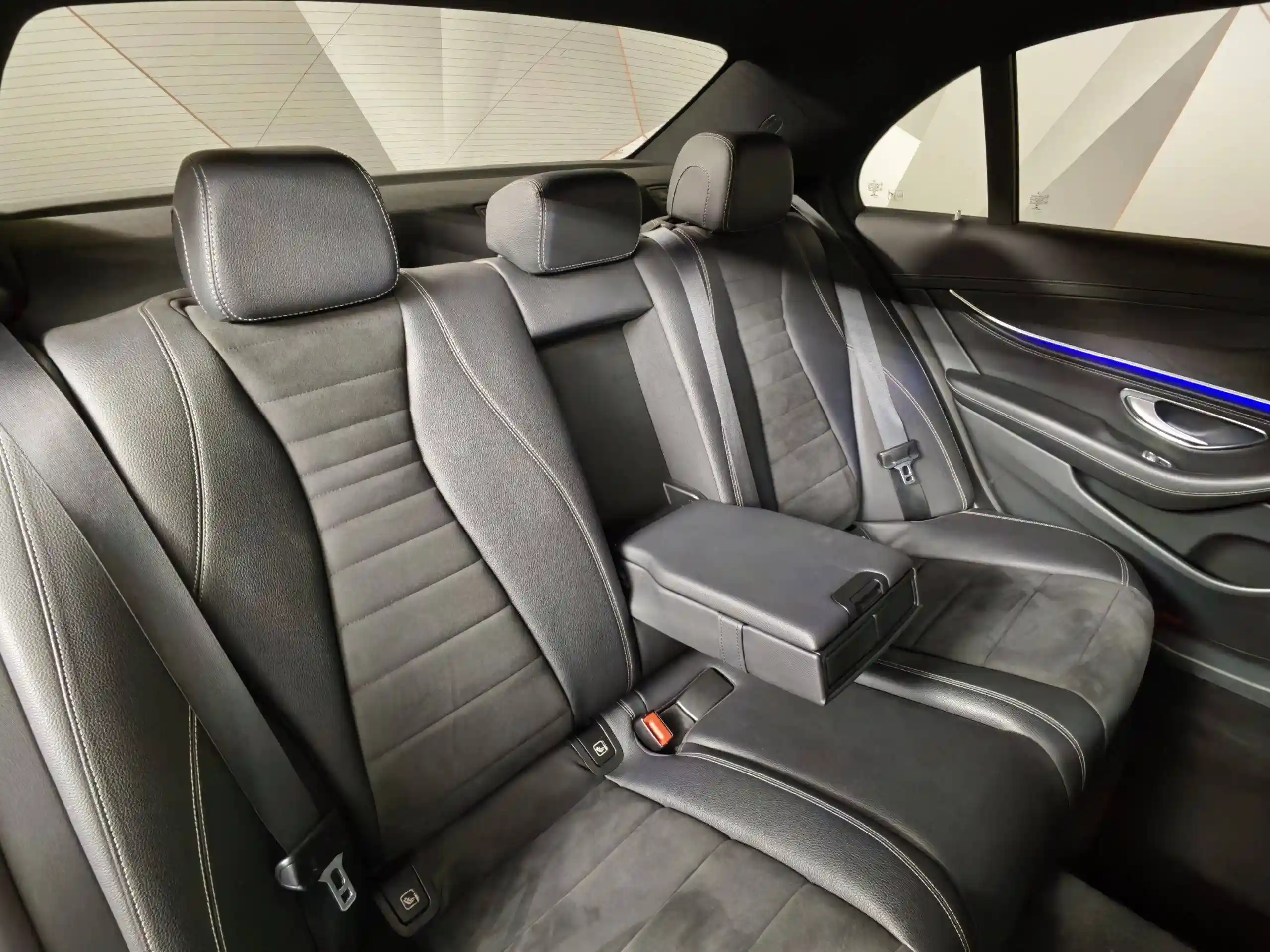 Mercedes-Benz E-Класс 2017