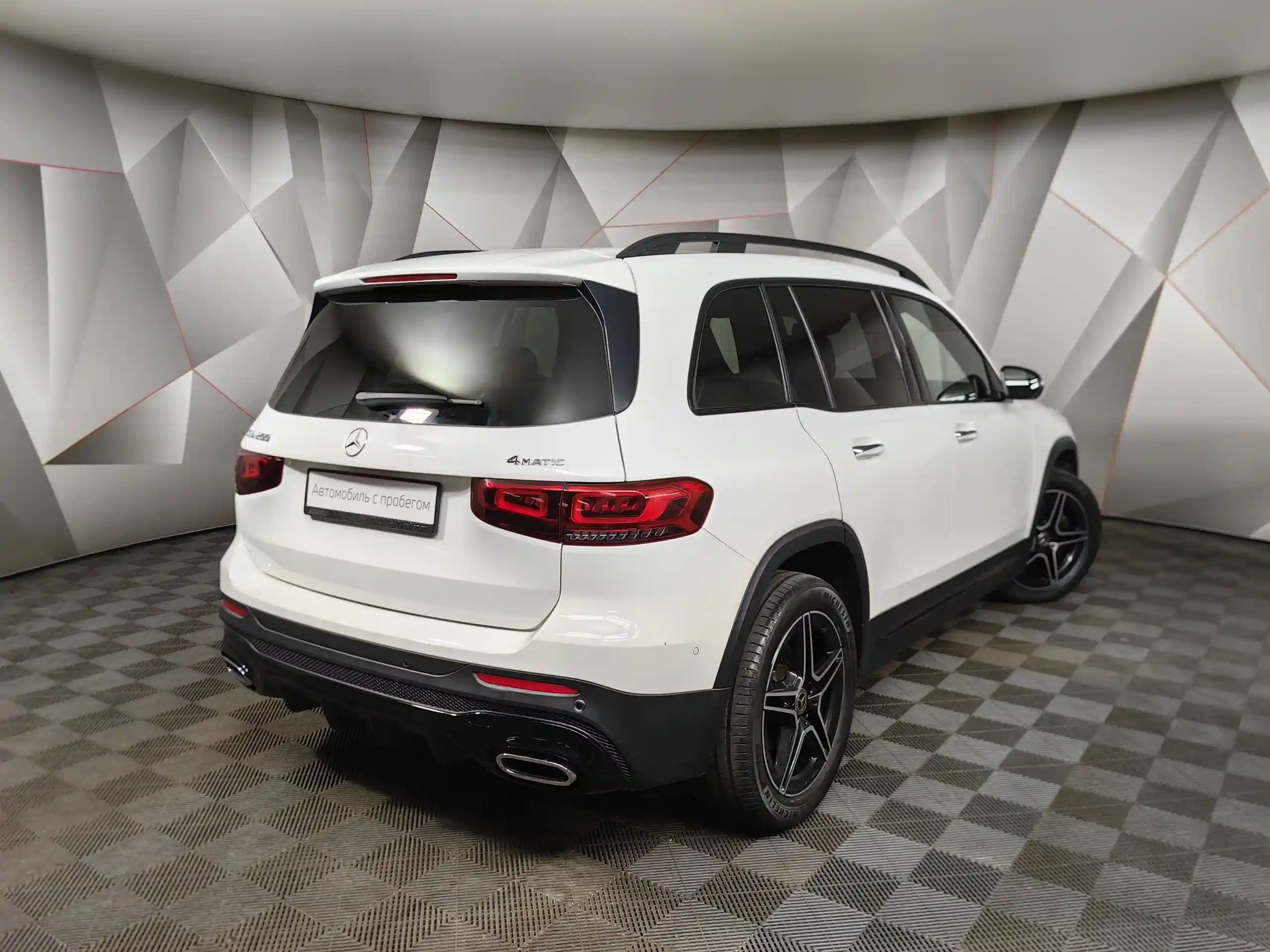 Mercedes-Benz GLB 2021