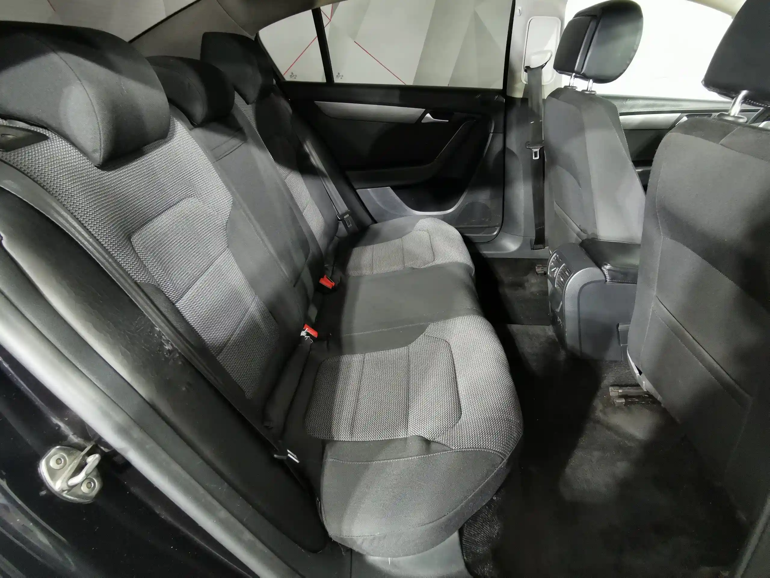 Volkswagen Passat 2011