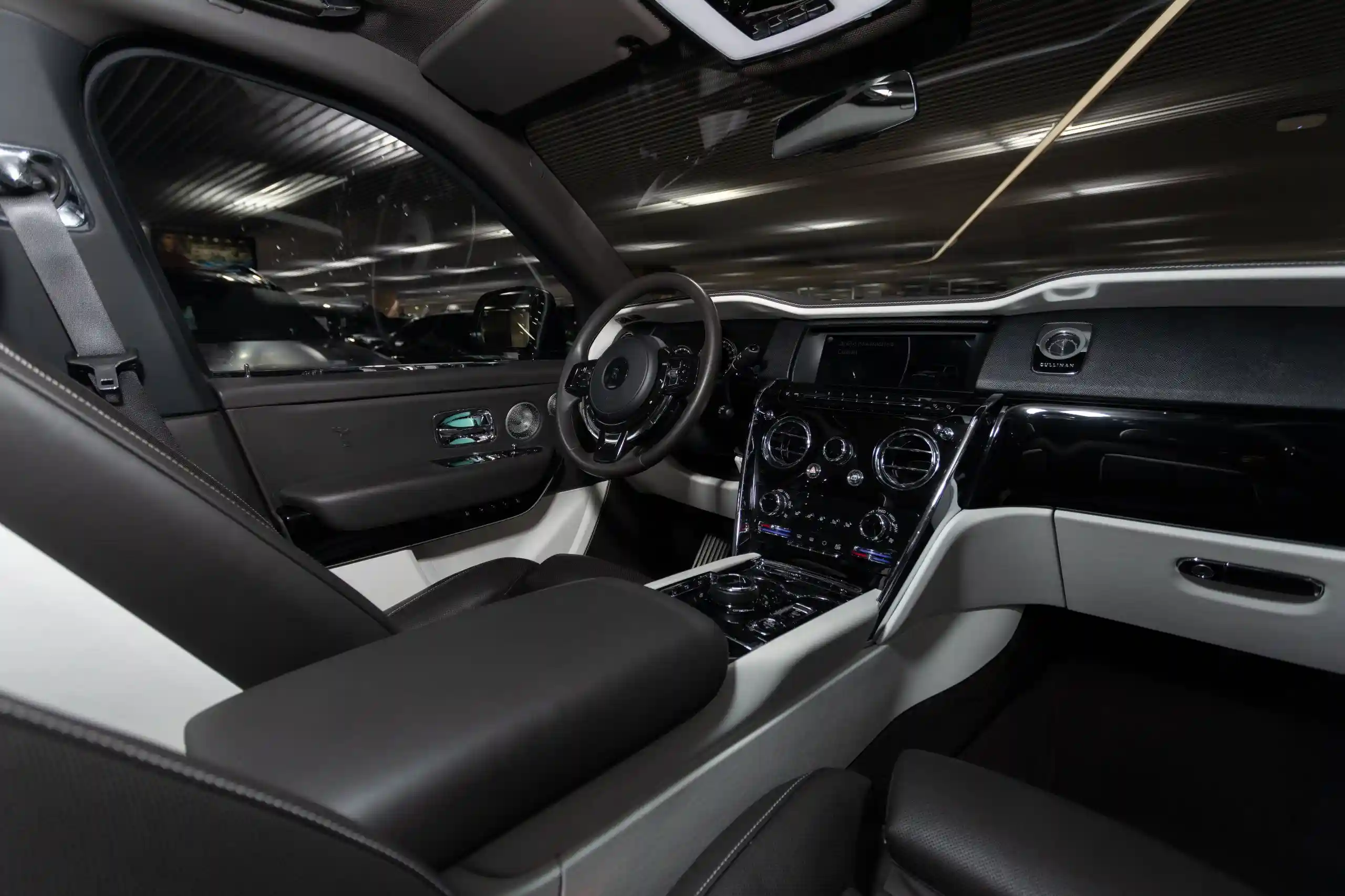 Rolls-Royce Cullinan 2021