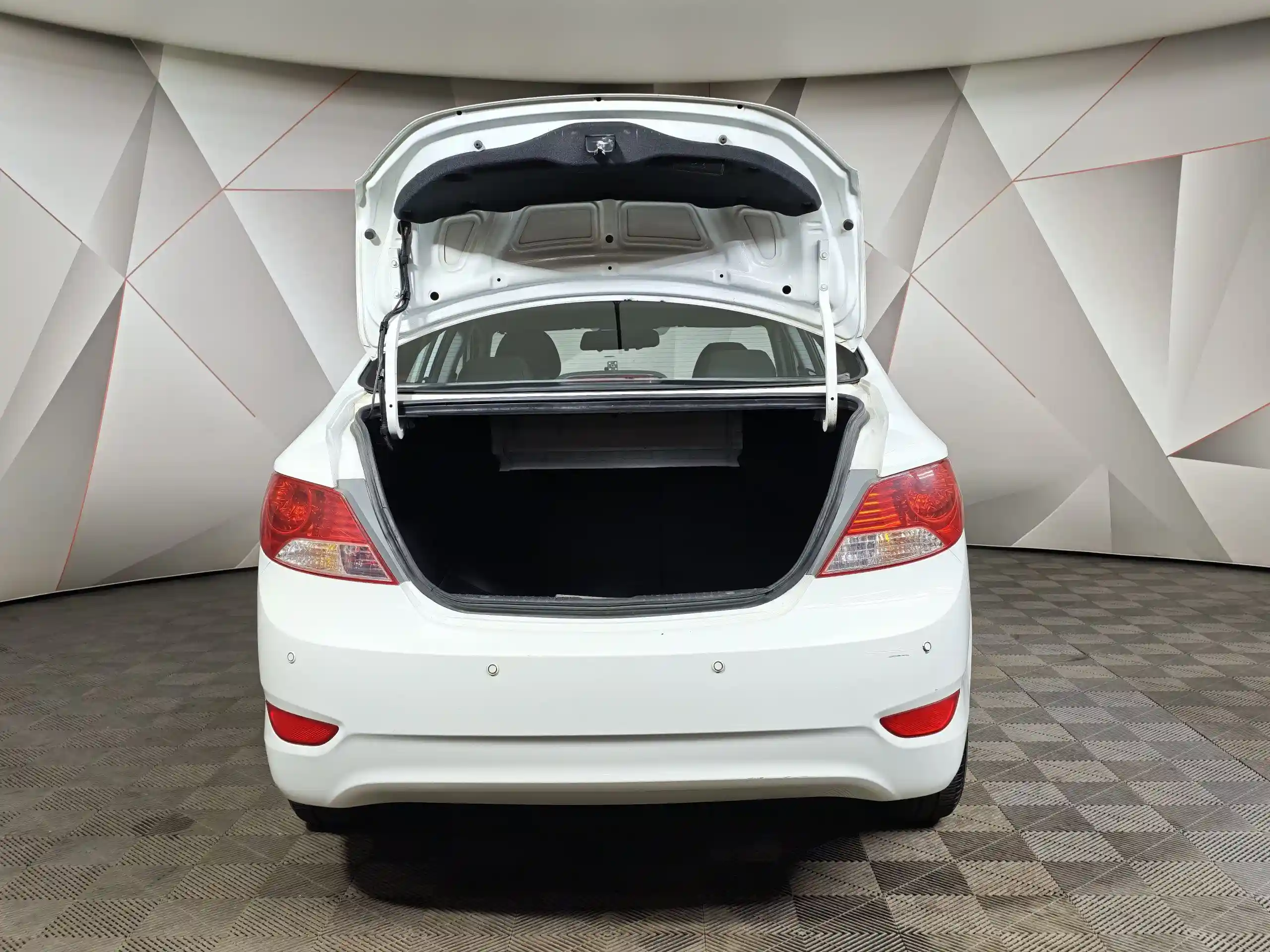 Hyundai Solaris 2012
