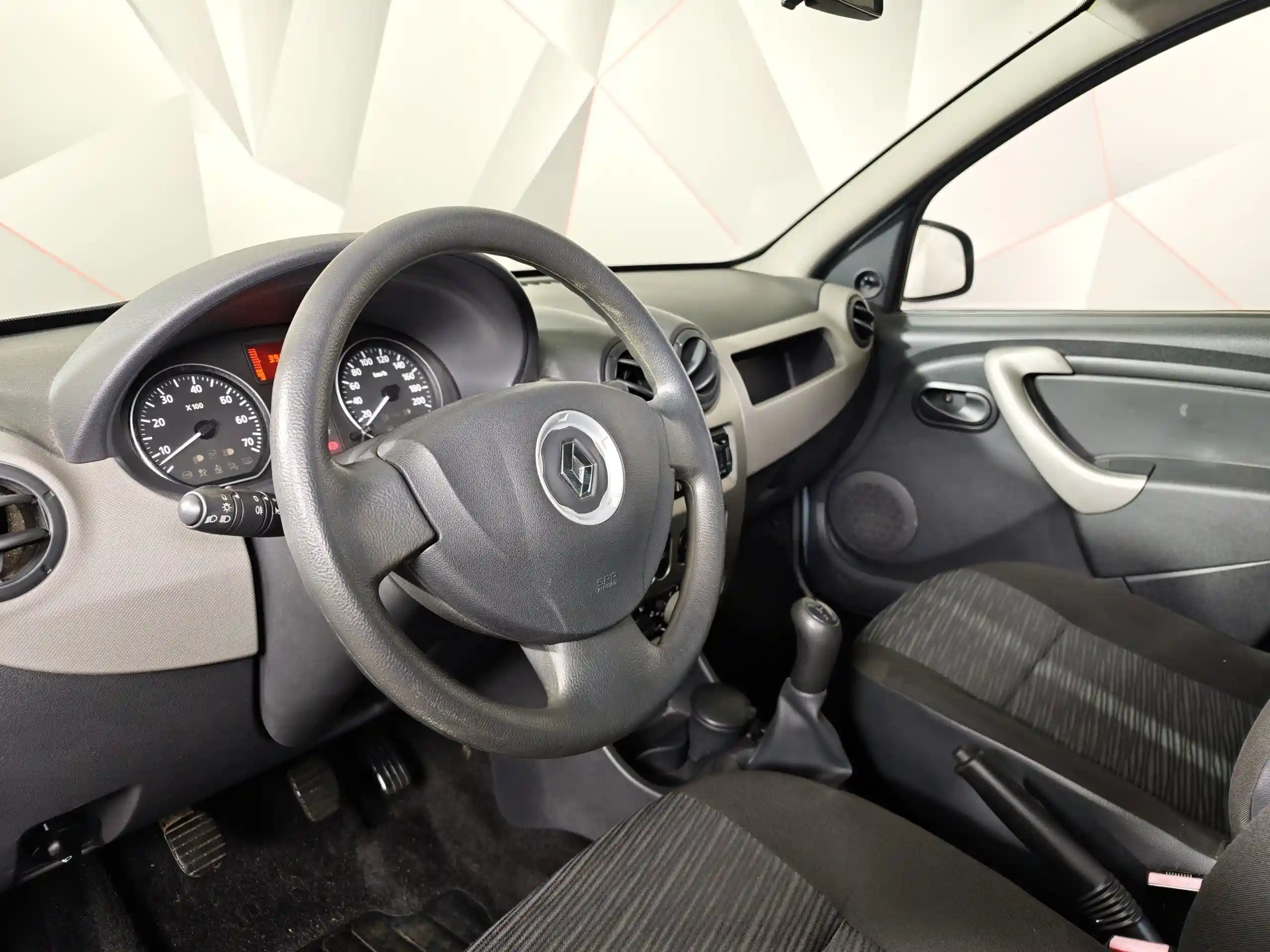 Renault Sandero 2011