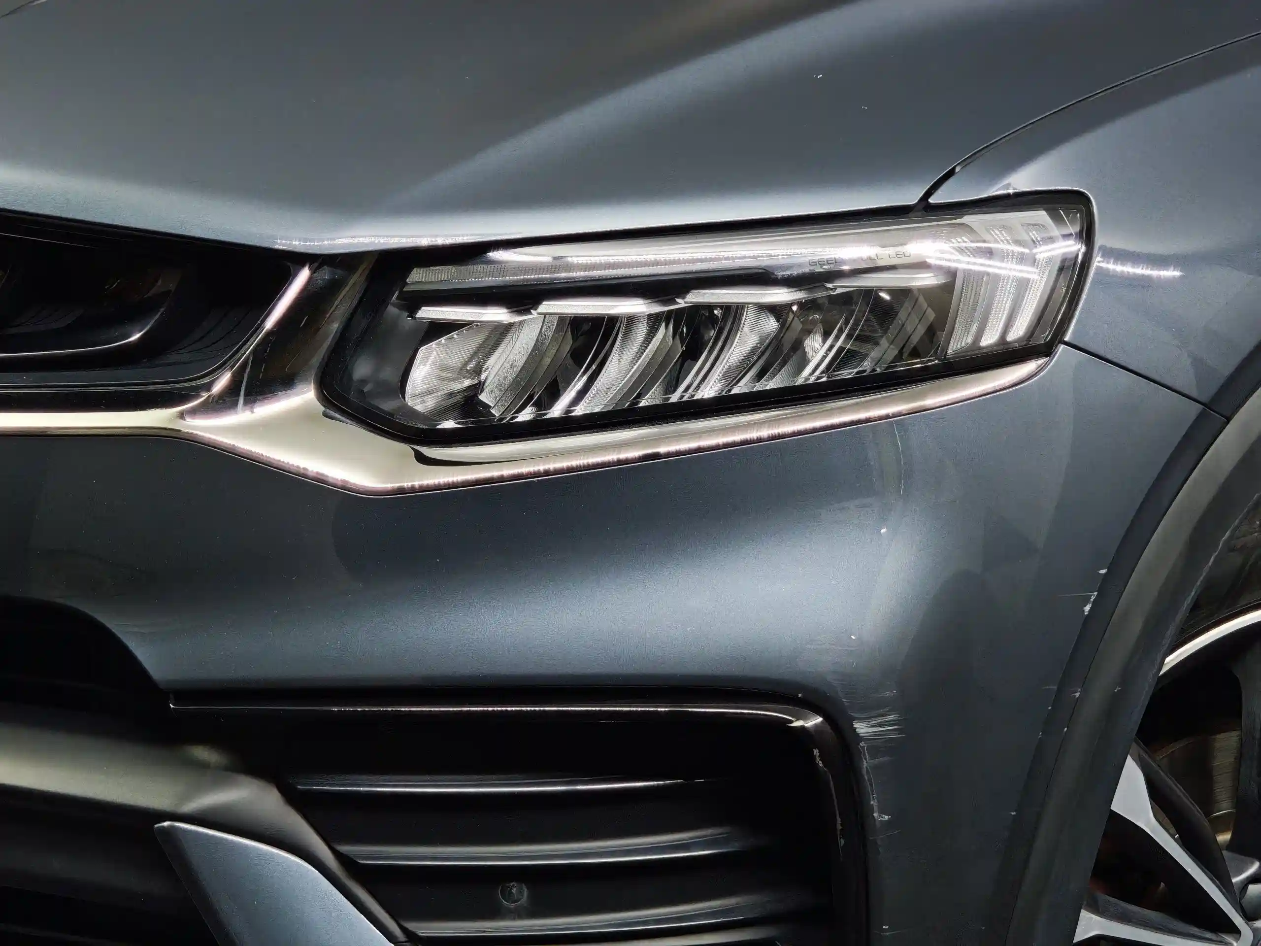 Geely Tugella 2021