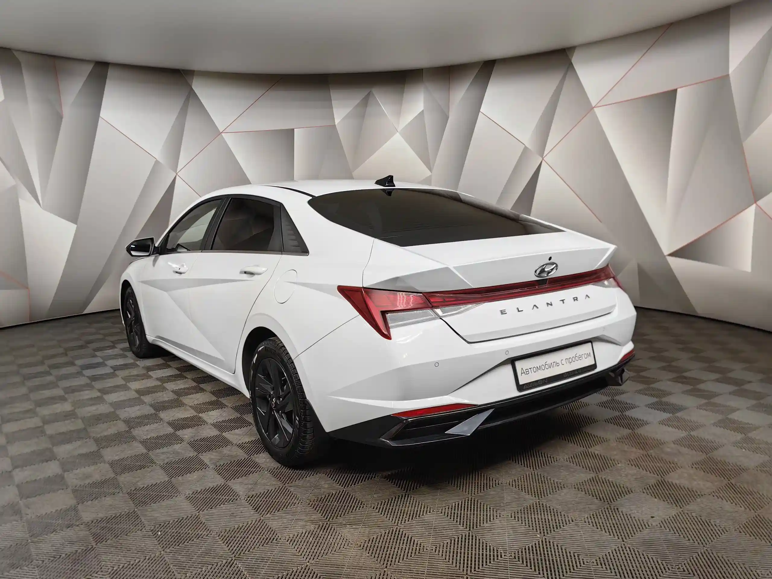 Hyundai Elantra 2022