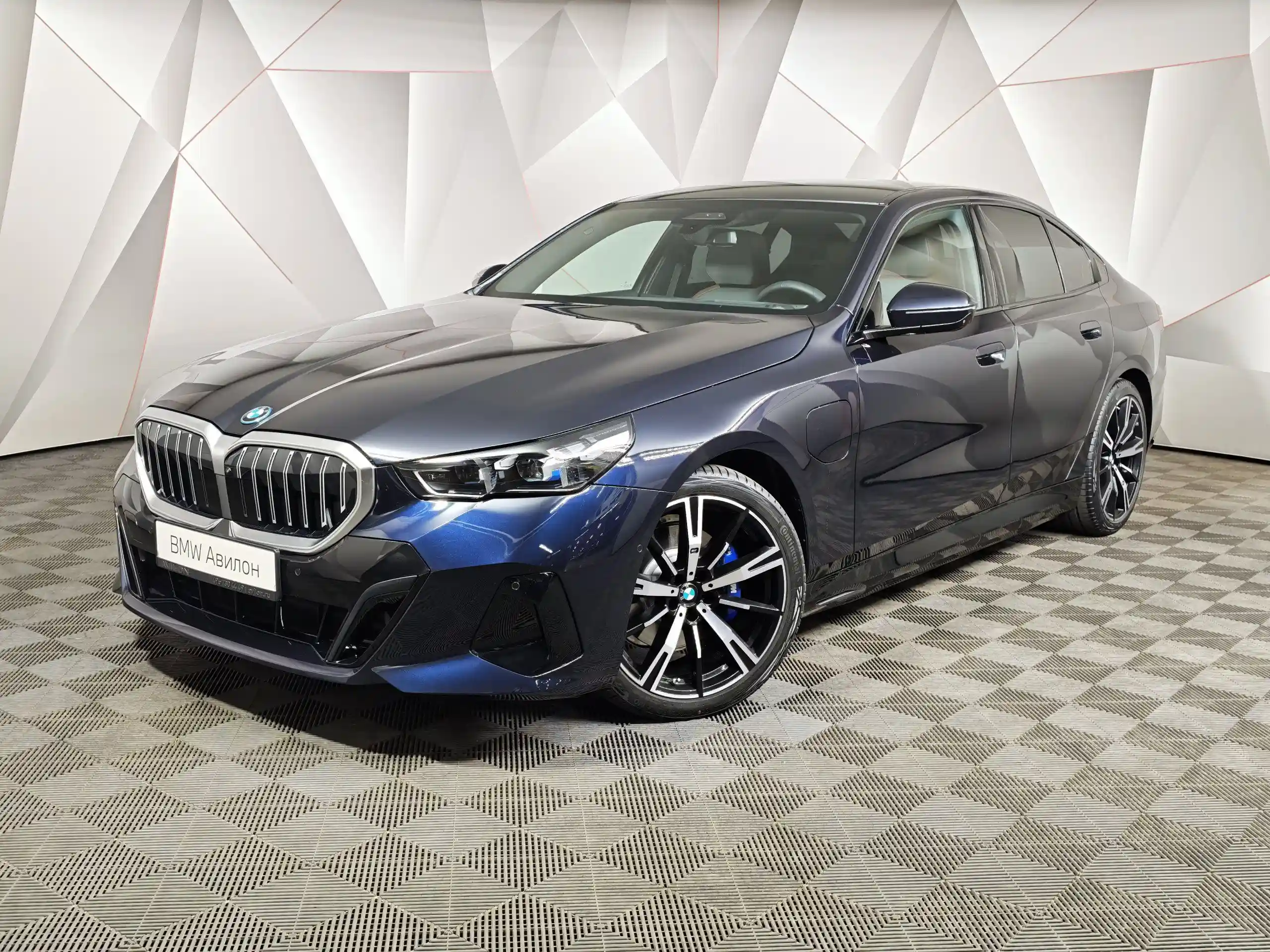 BMW 5 серия 2025