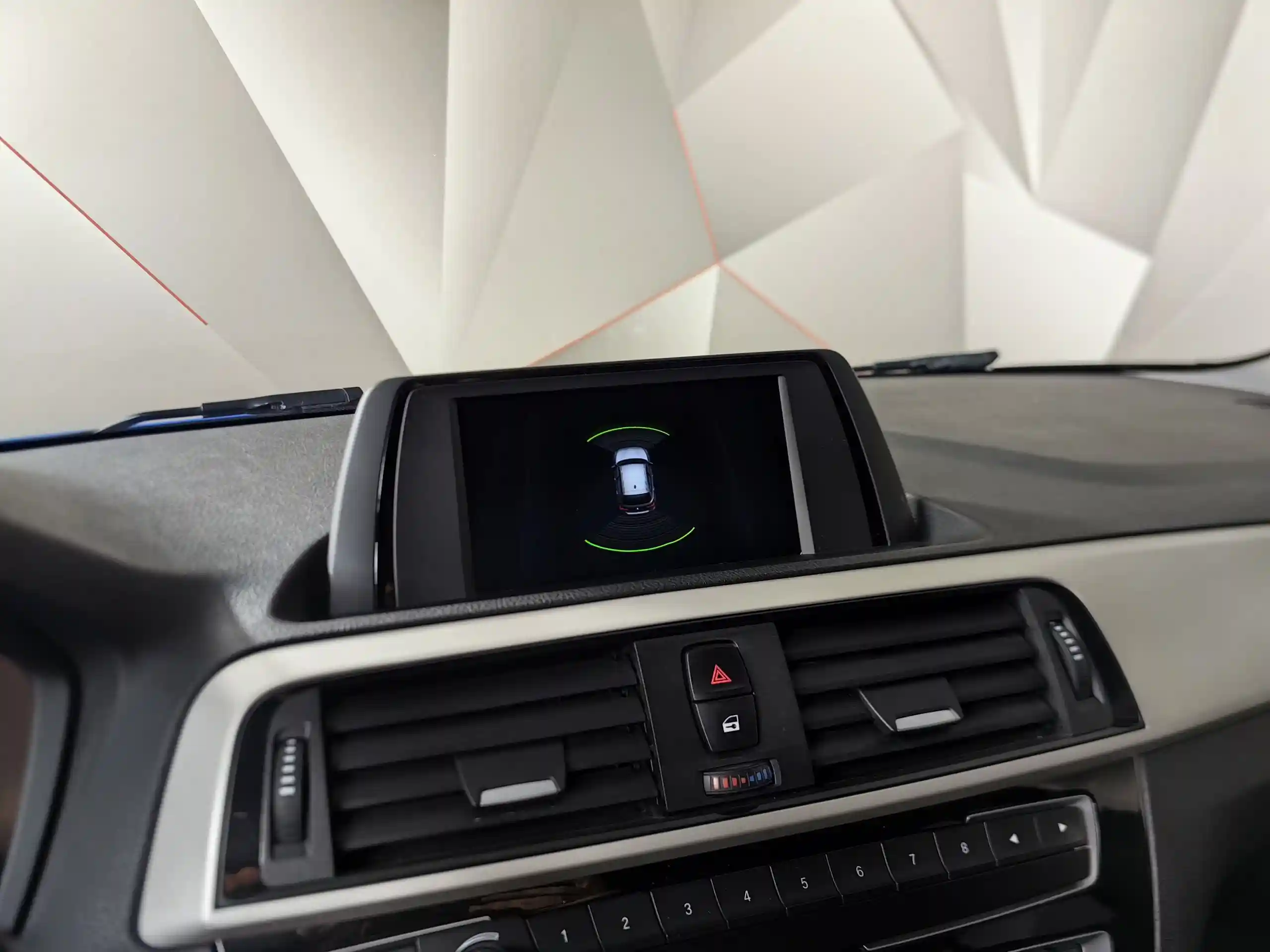 BMW 1 серия 2018