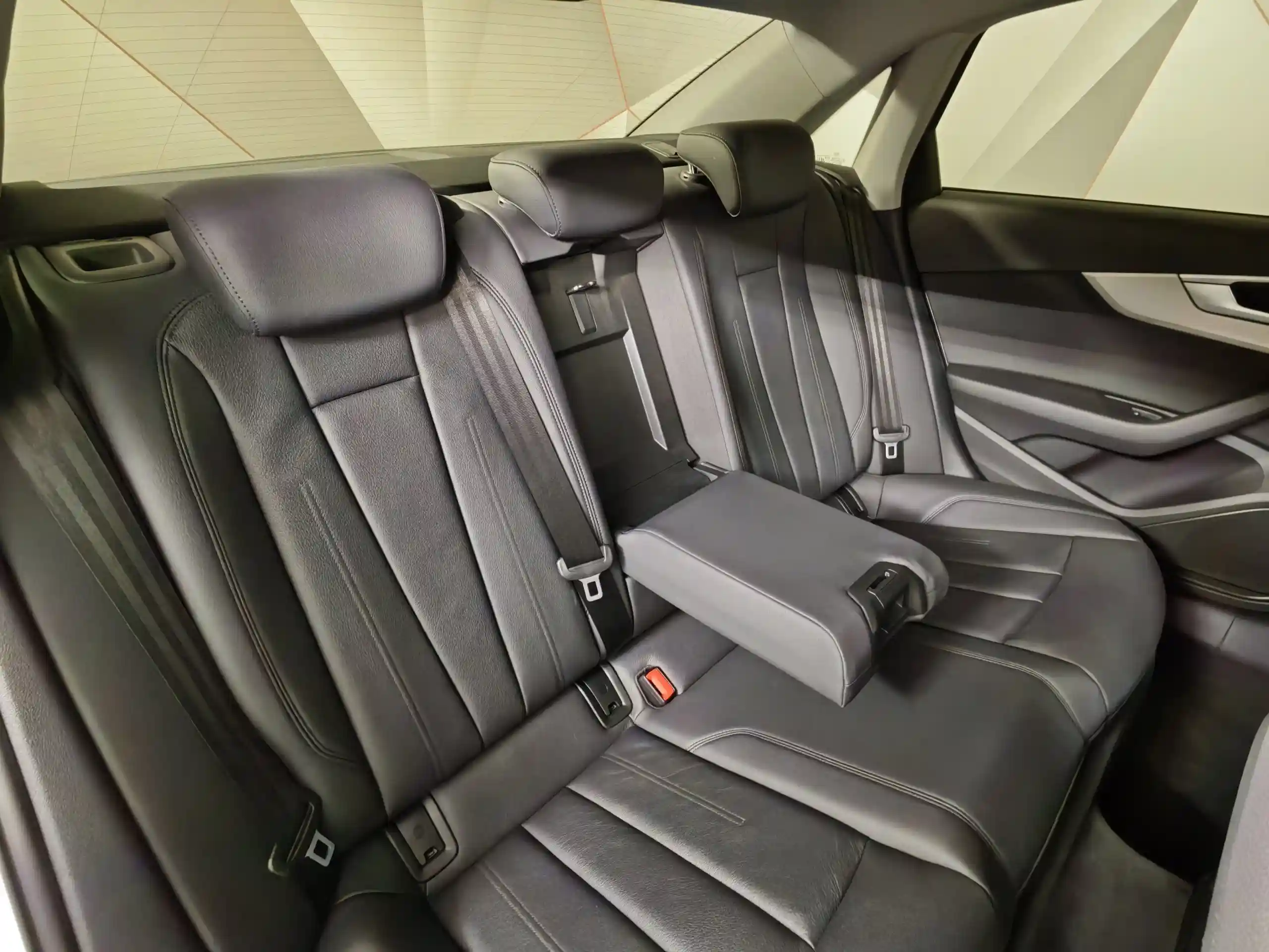 Audi A4 2019