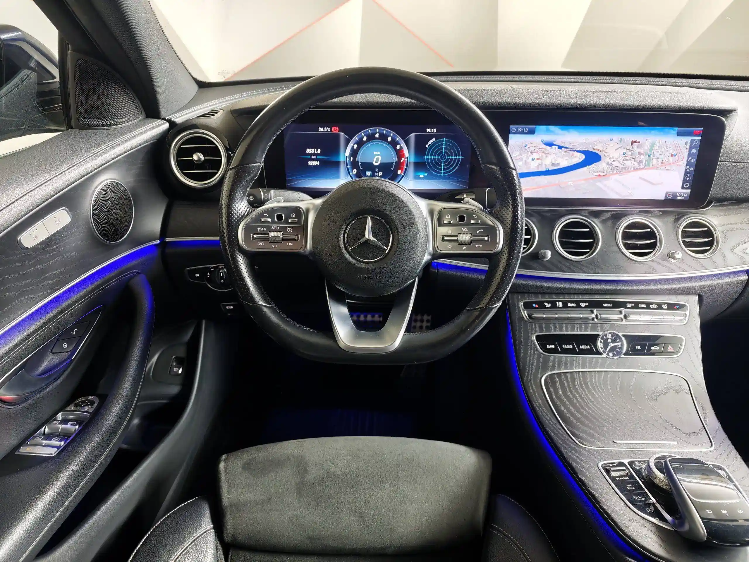 Mercedes-Benz E-Класс 2020
