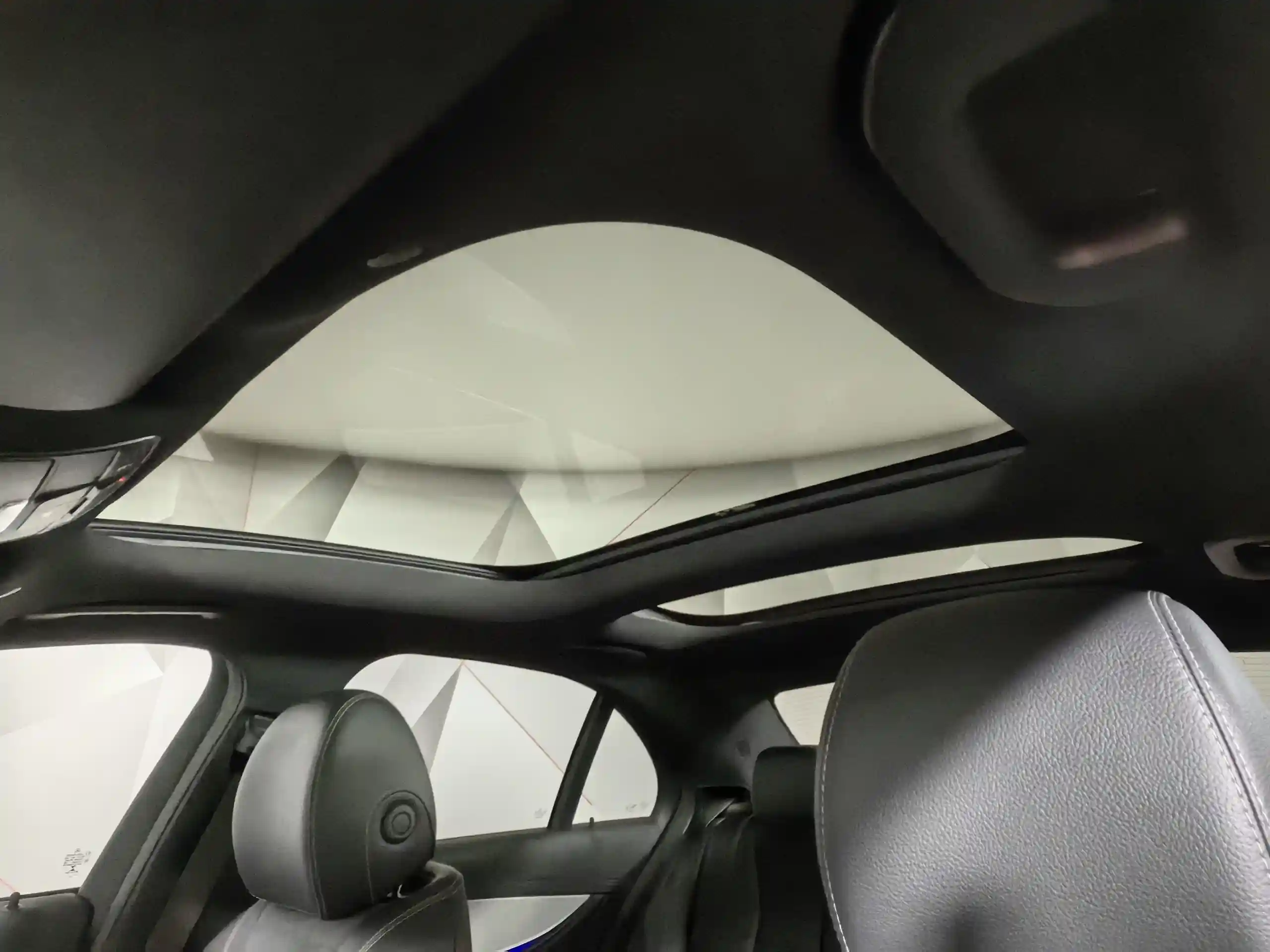 Mercedes-Benz E-Класс 2022