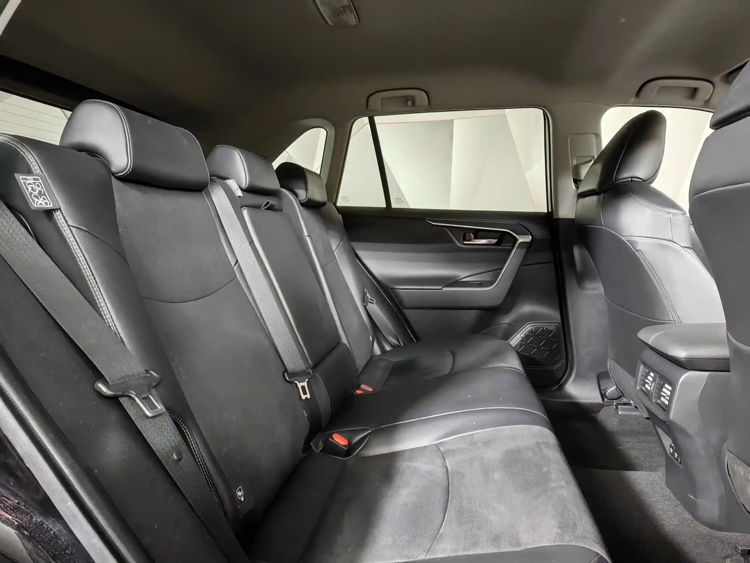 Toyota RAV4 2021